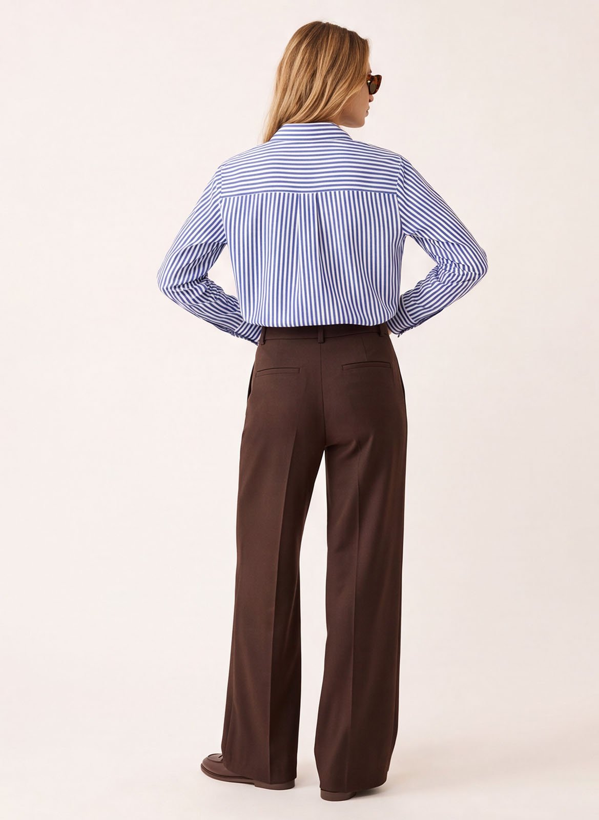 Weit und gerade geschnittene Hose KOOKAI Braun