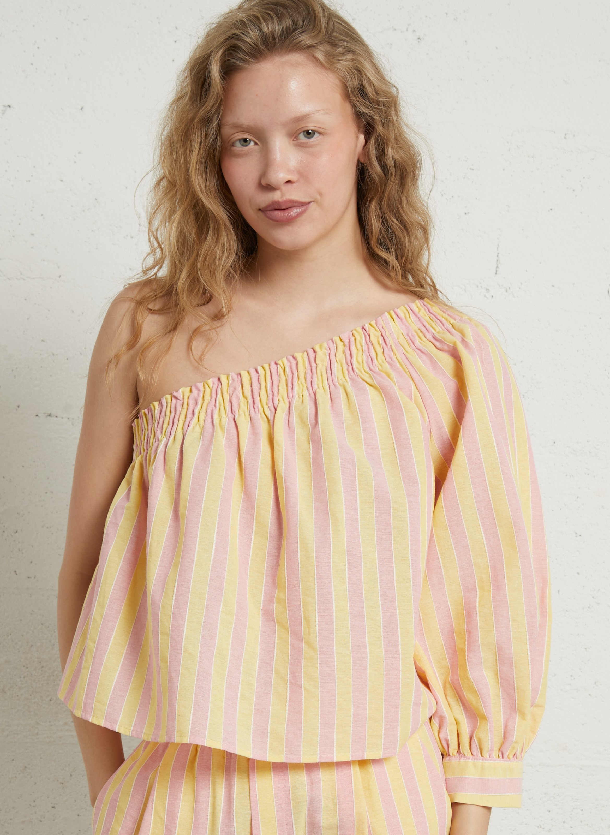 Asymmetrische top met strepen van gemengd katoen IMPERIAL Geel