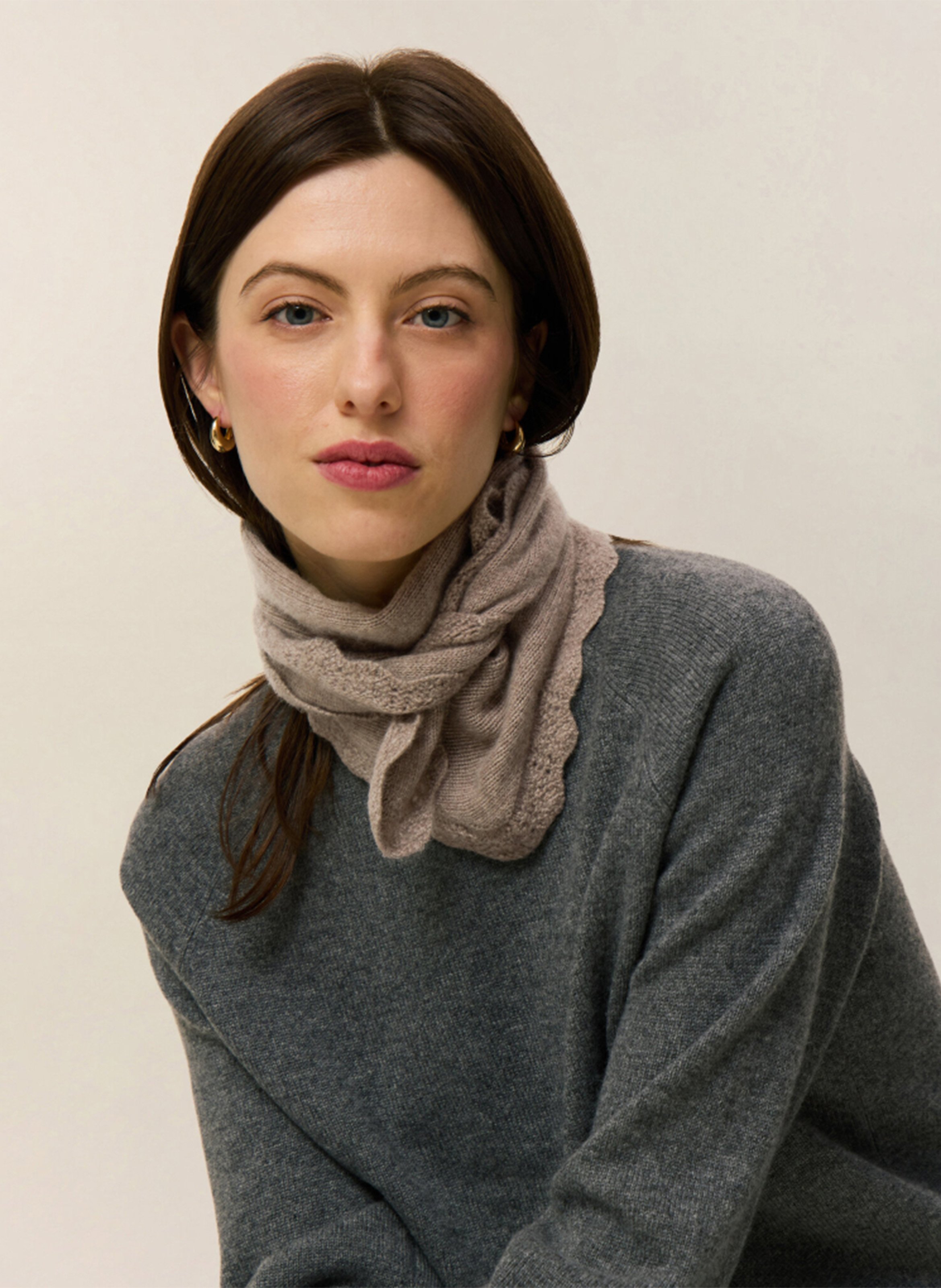 Bandana à bordure dentelle en cachemire HIRCUS Beige