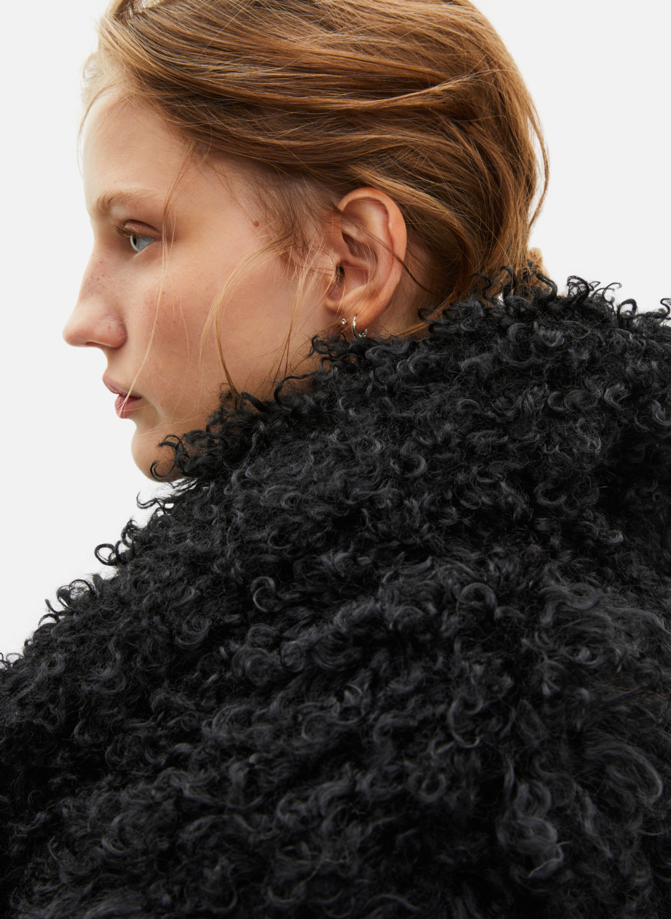 Fur-effect coat Black