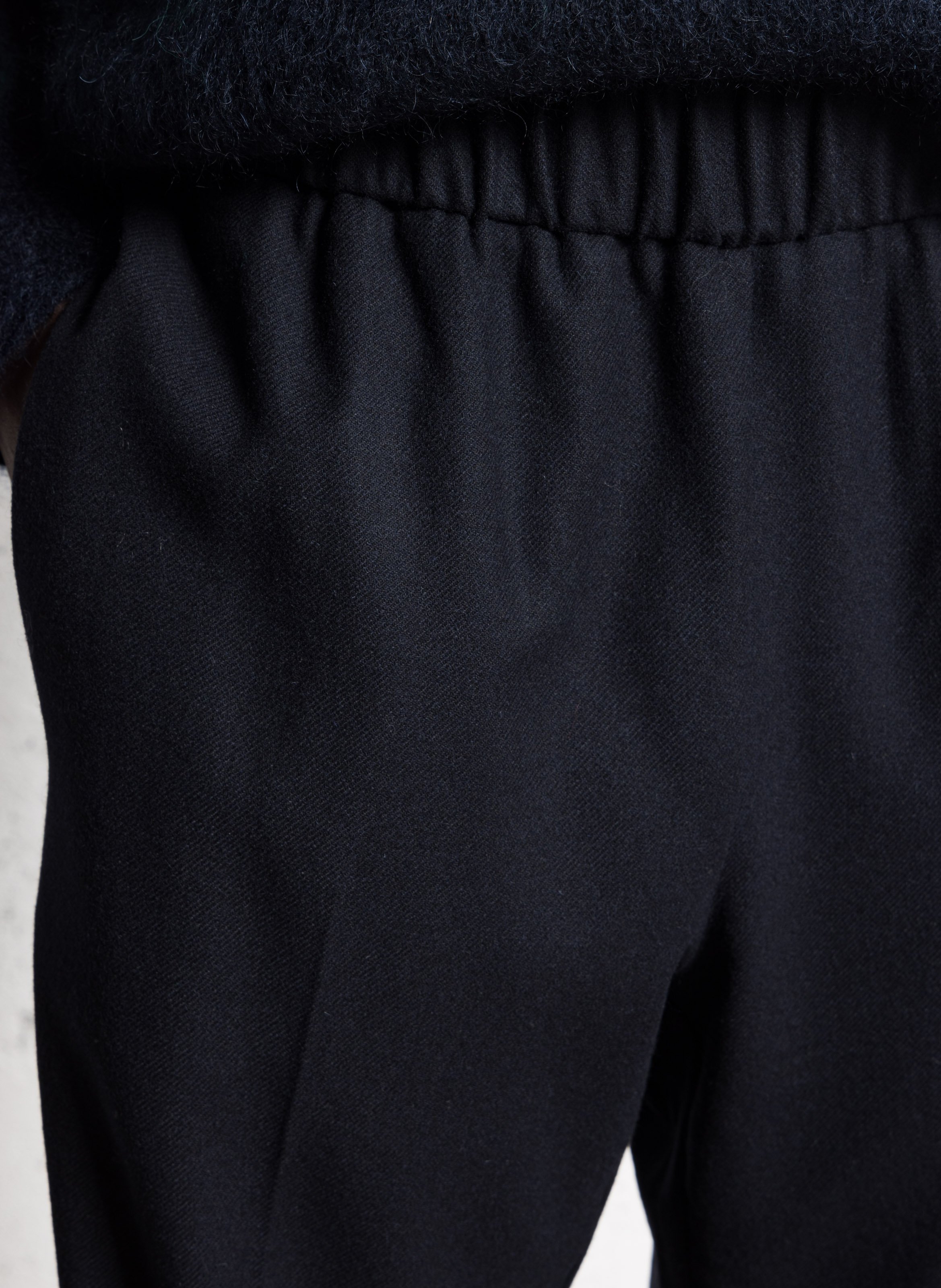 Pantalon carotte élastiqué uni POMANDERE Bleu