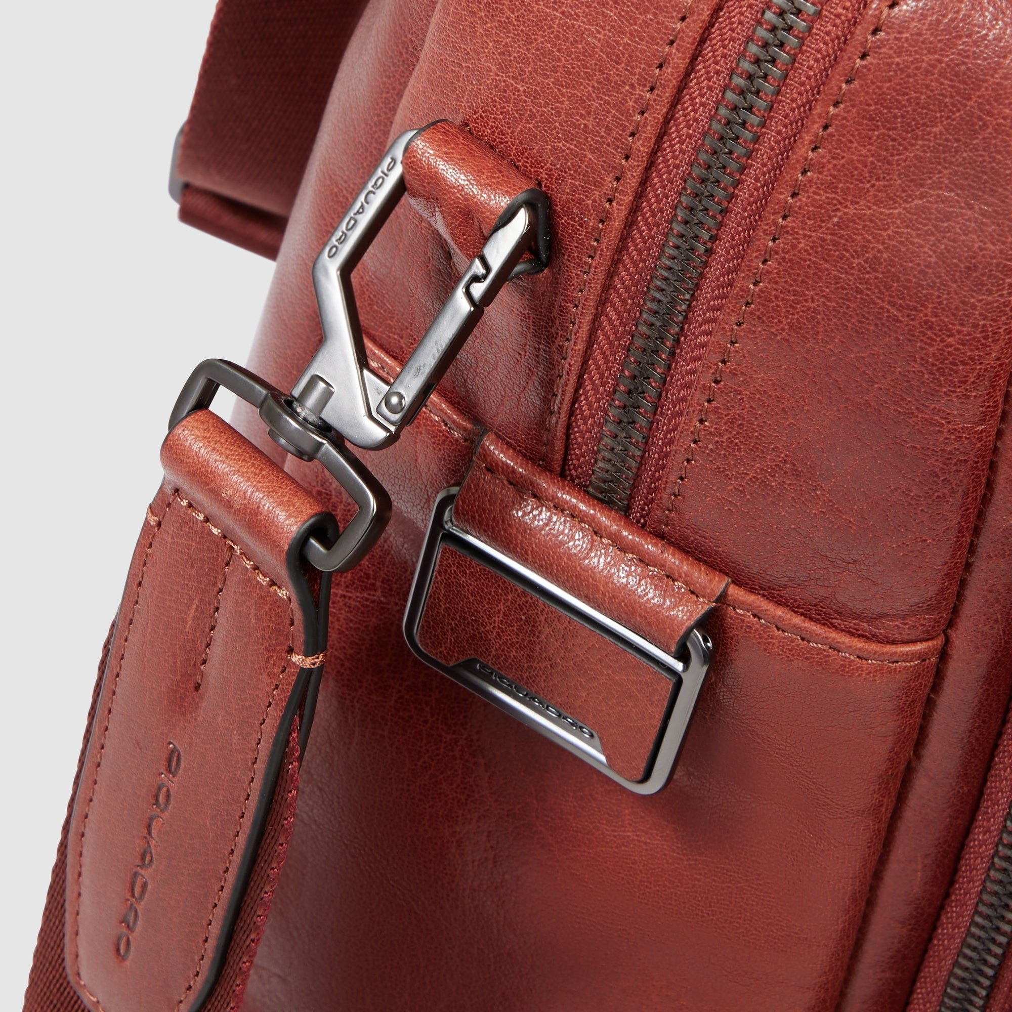 Customizable 15.6" laptop bag PIQUADRO Orange