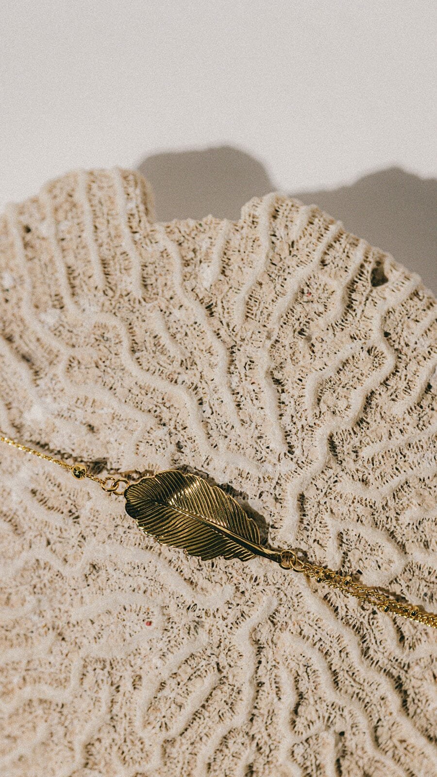 Gold-plated leaf bracelet Golden