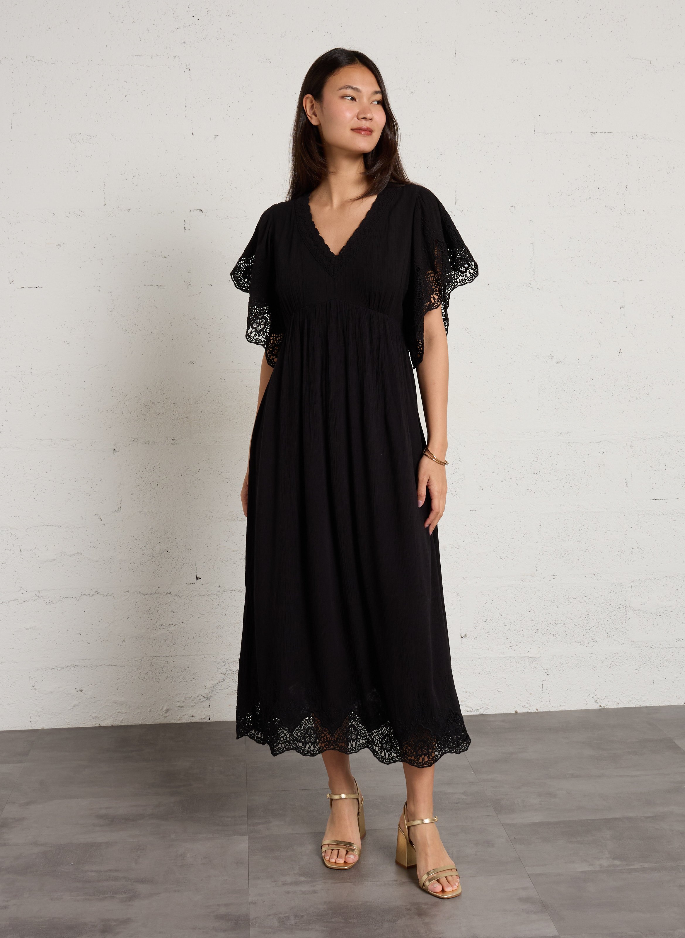 Vestido largo con cuello en V y bordados MAISON 123 Negro