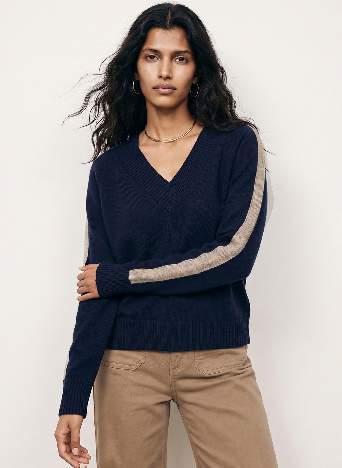 Pull droit col v en laine mélangée KOOKAI Bleu