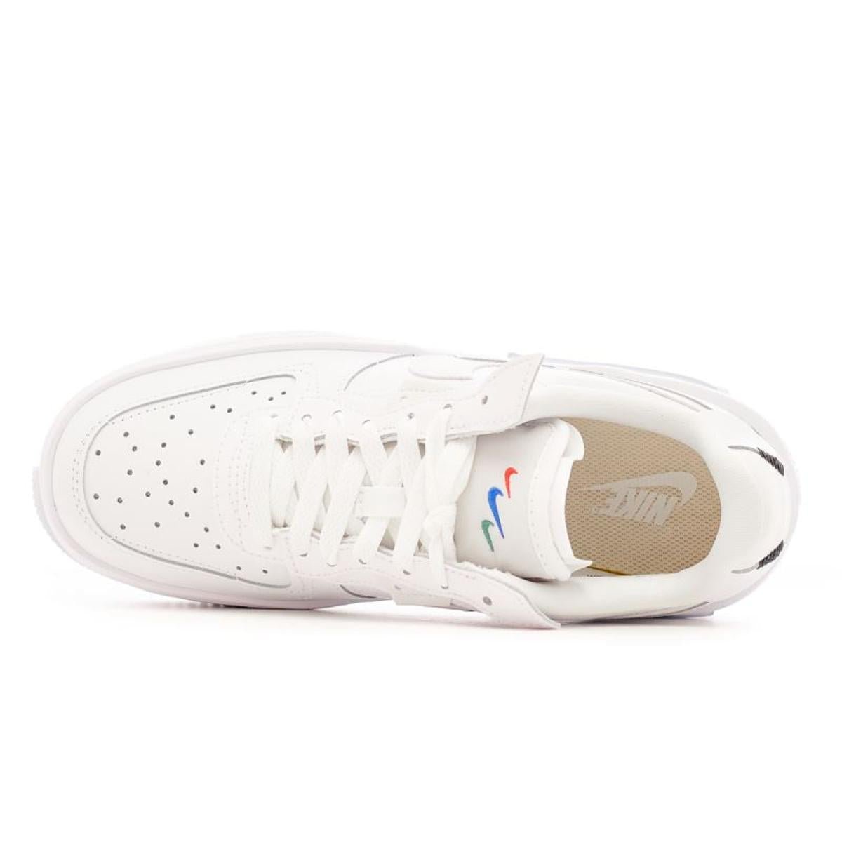 Low-top sneakers NIKE White