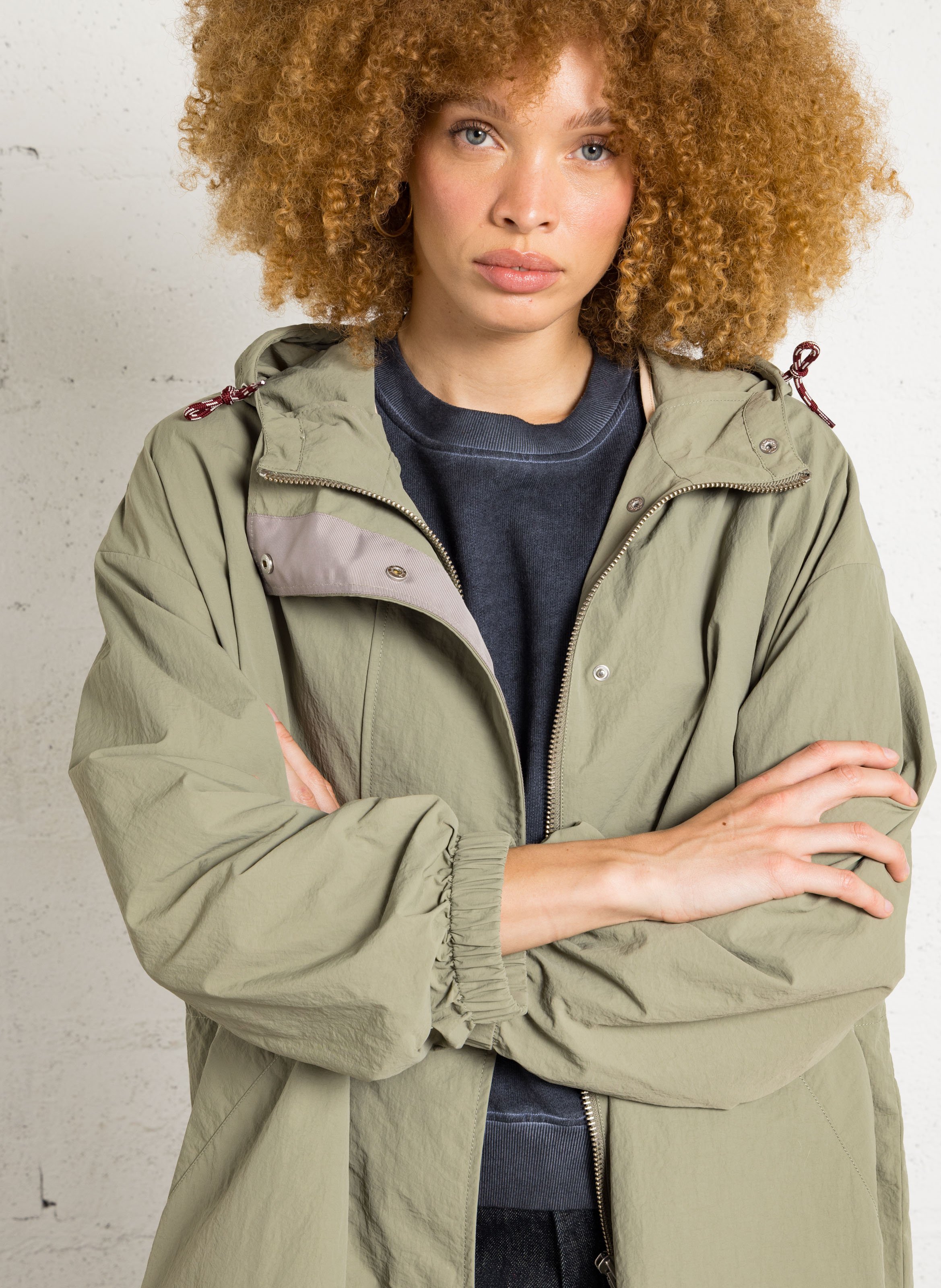Oversize-Blouson mit Kapuze BELLEROSE Grun