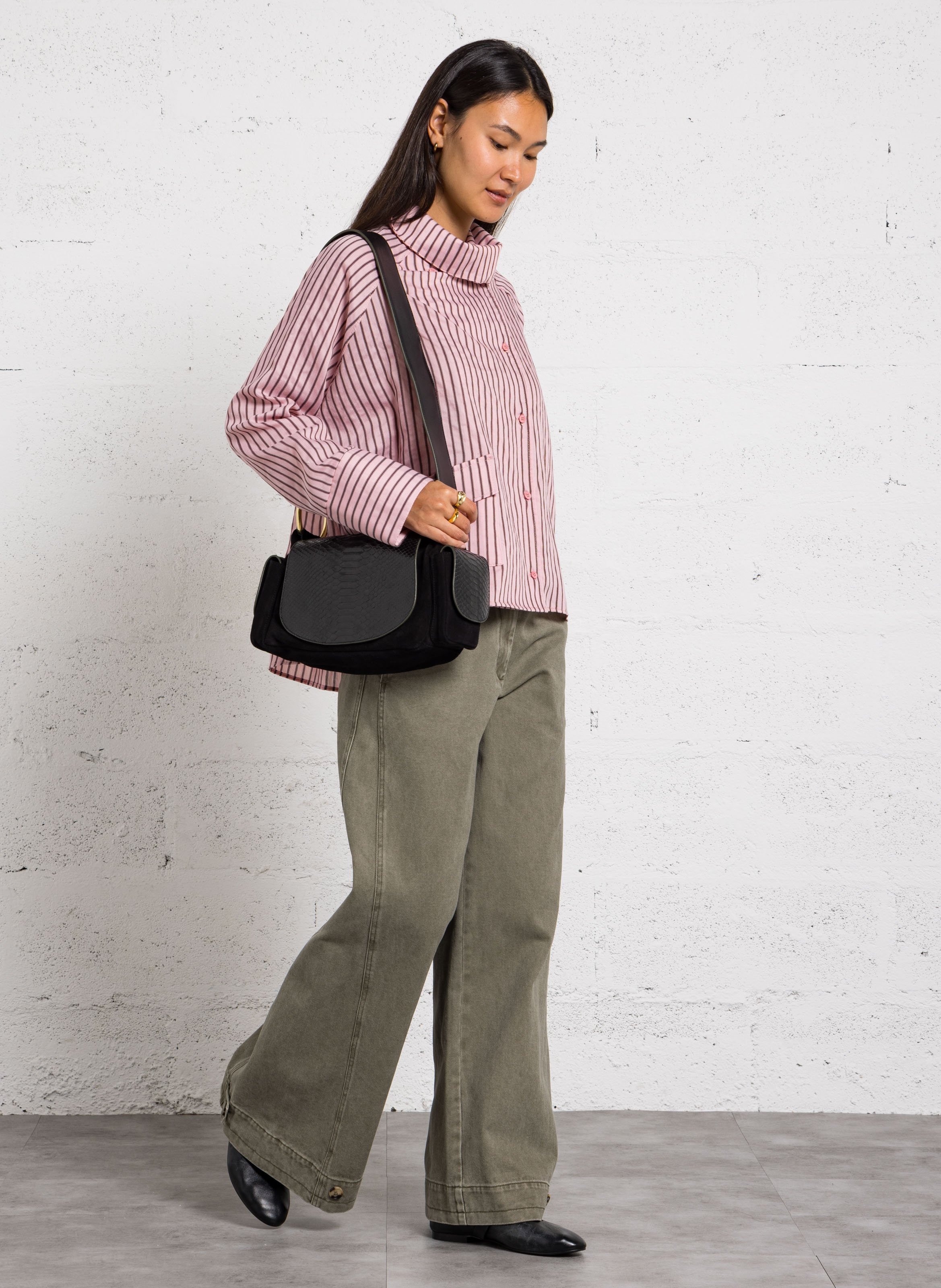 Sac bandoulière en cuir CLARIS VIROT Noir