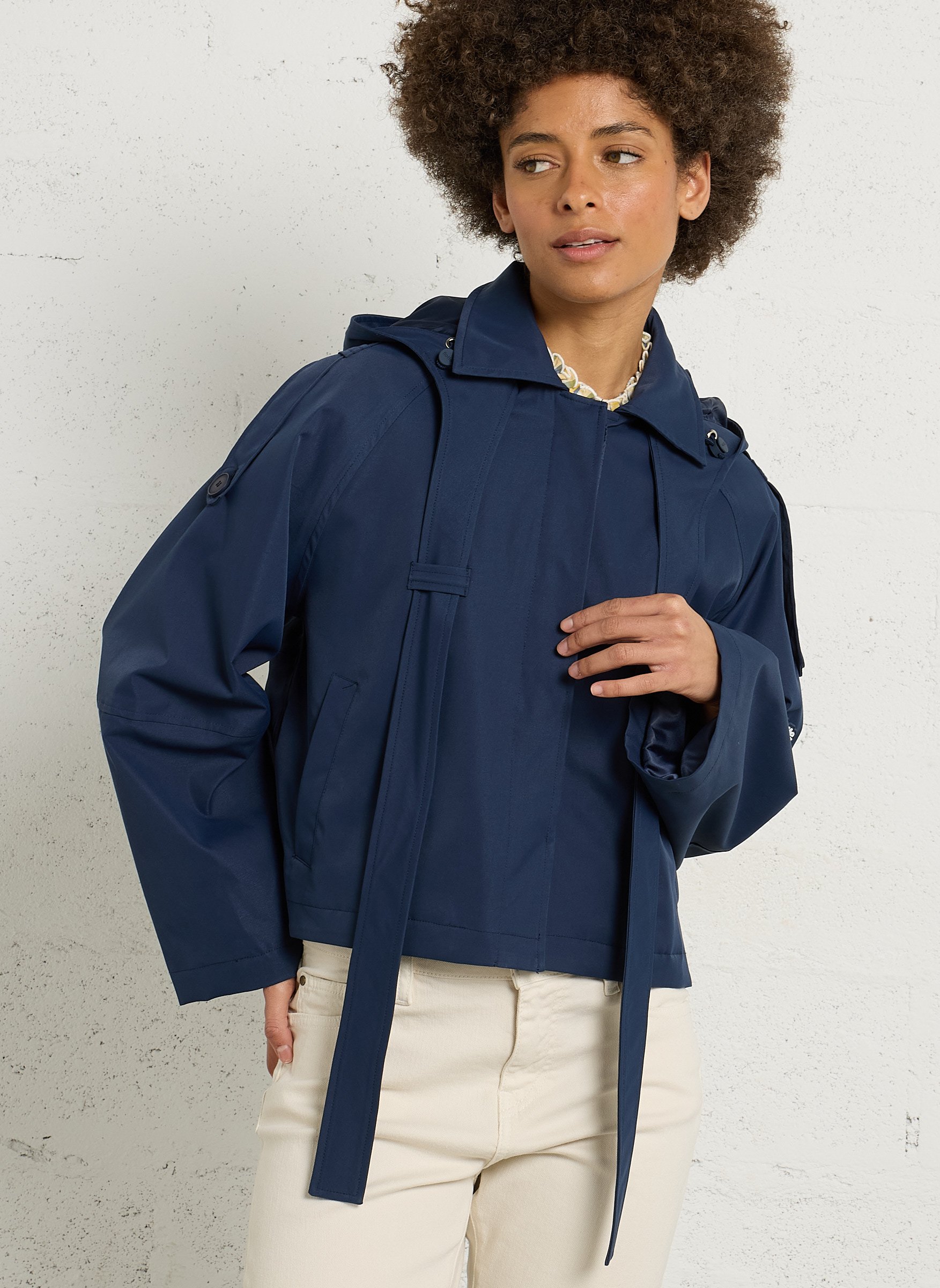 Loose-fit jacket with hood FLOTTE