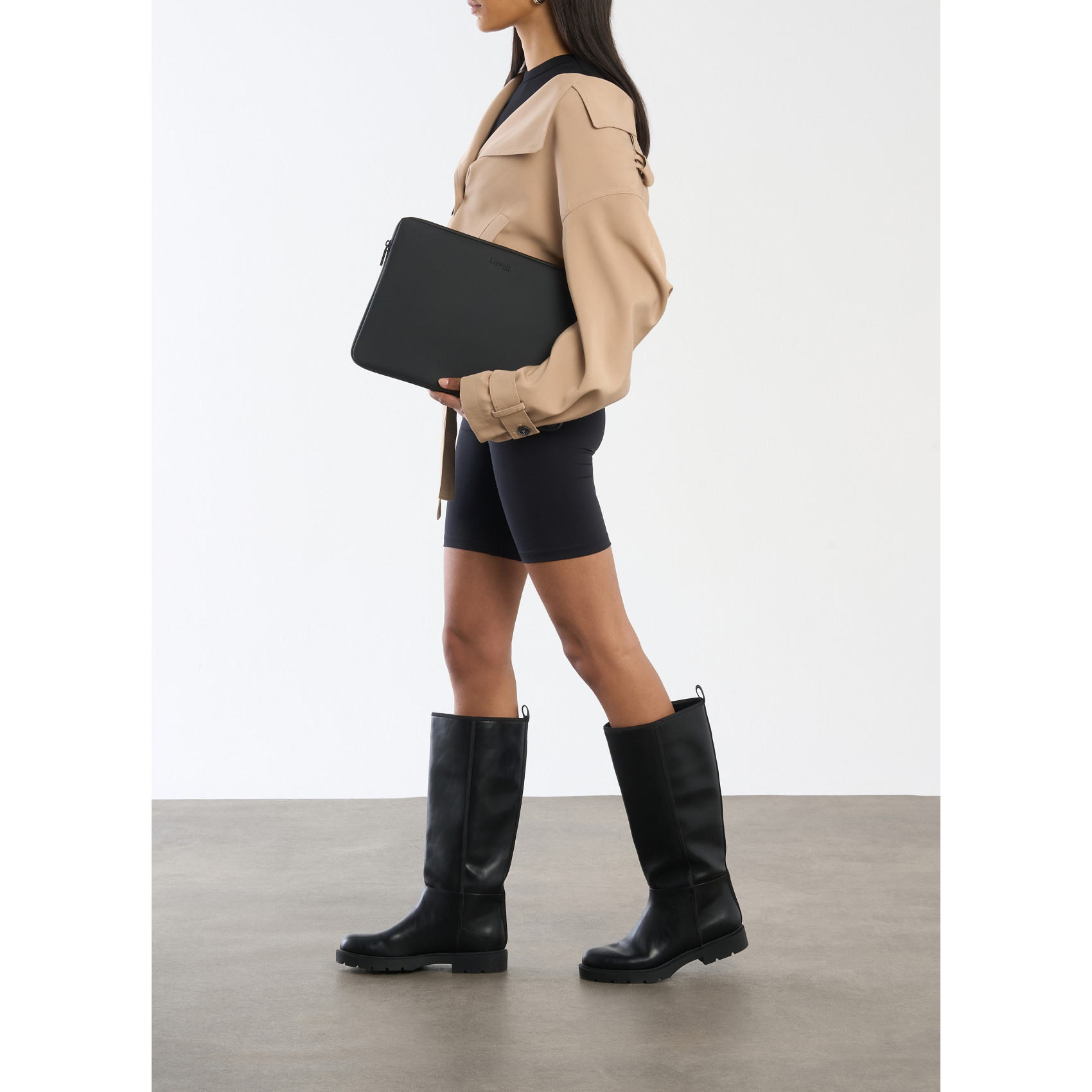 Lost in Berlin laptop sleeve size S LIPAULT Black