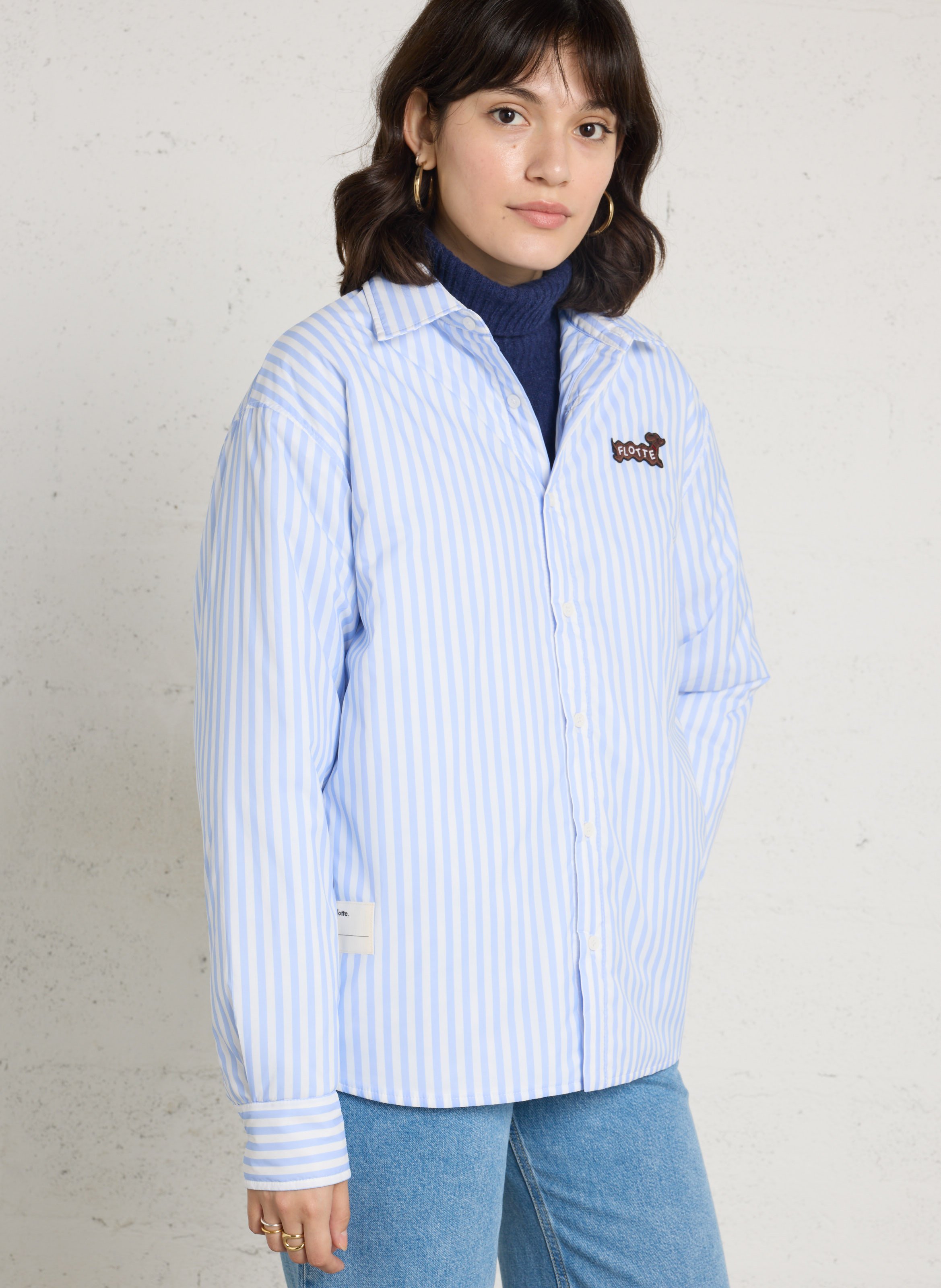 Gerade geschnittenes, gestreiftes Overshirt FLOTTE Blau