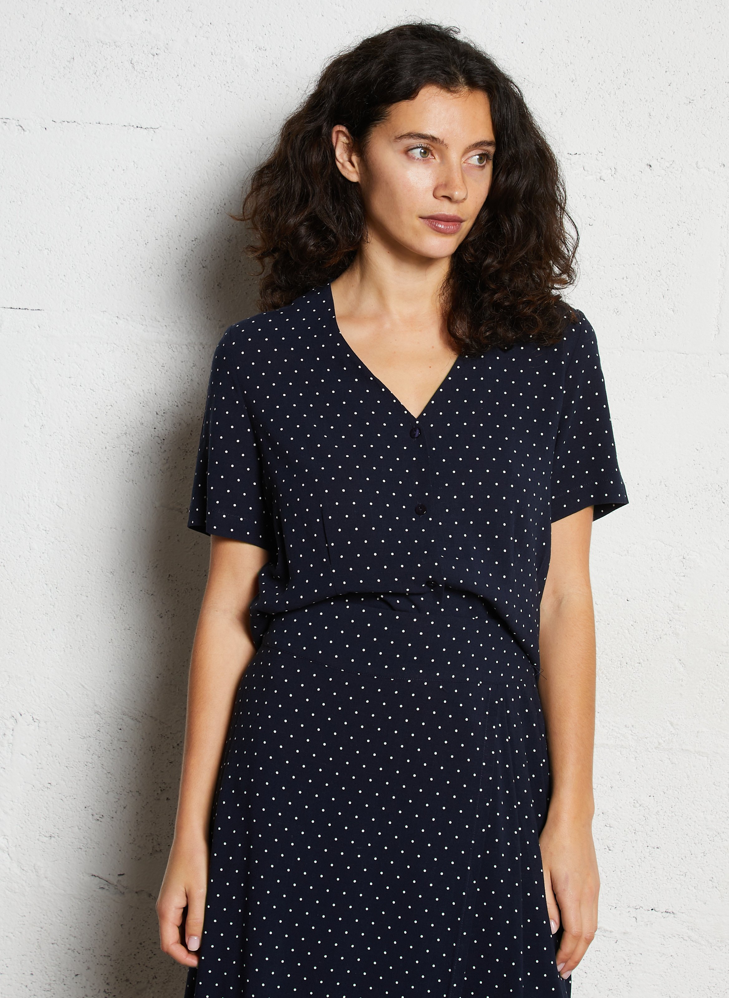 Rechte top met V-hals en print NICE THINGS Blauw