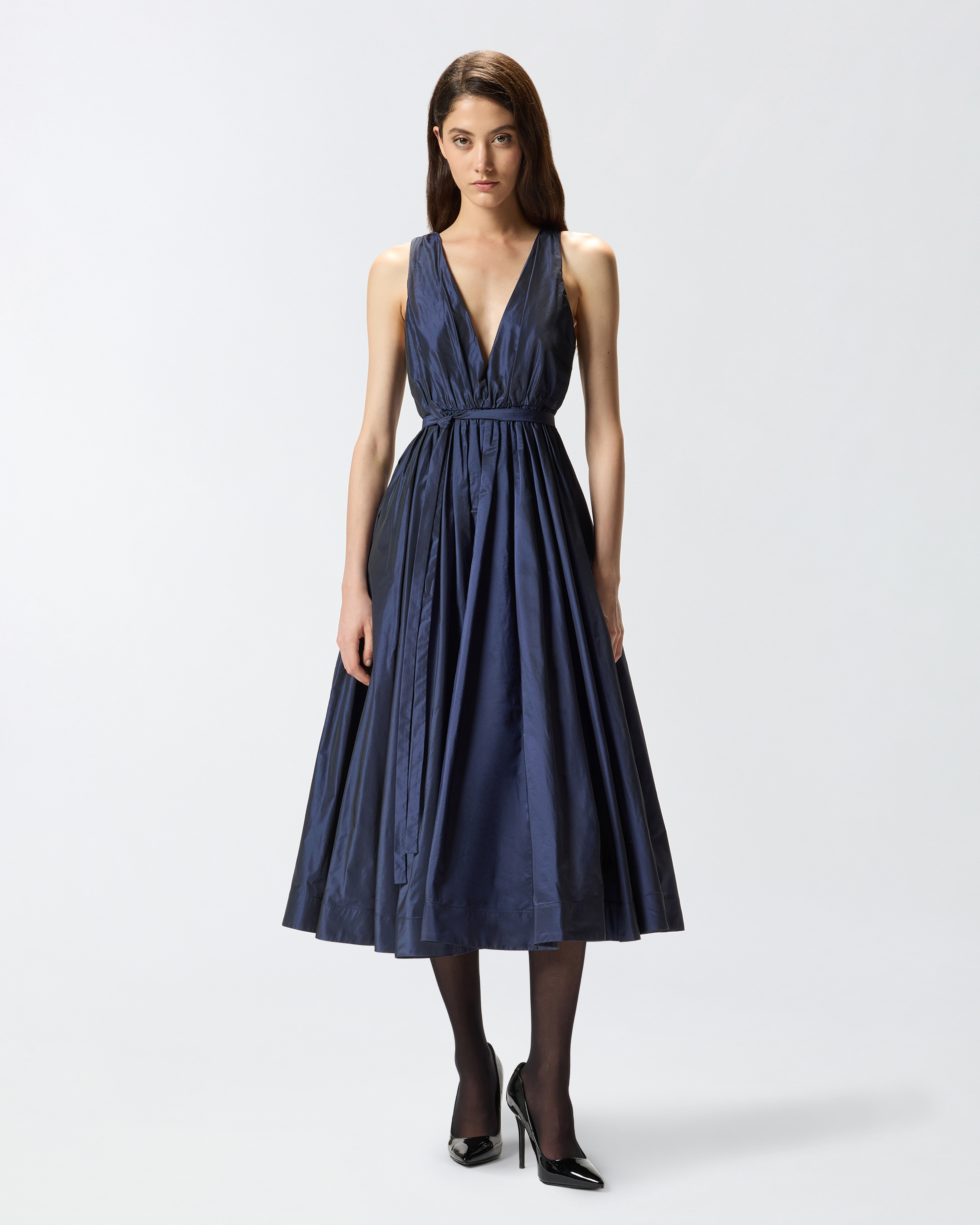 Dress with bow and flowy skirt Blue