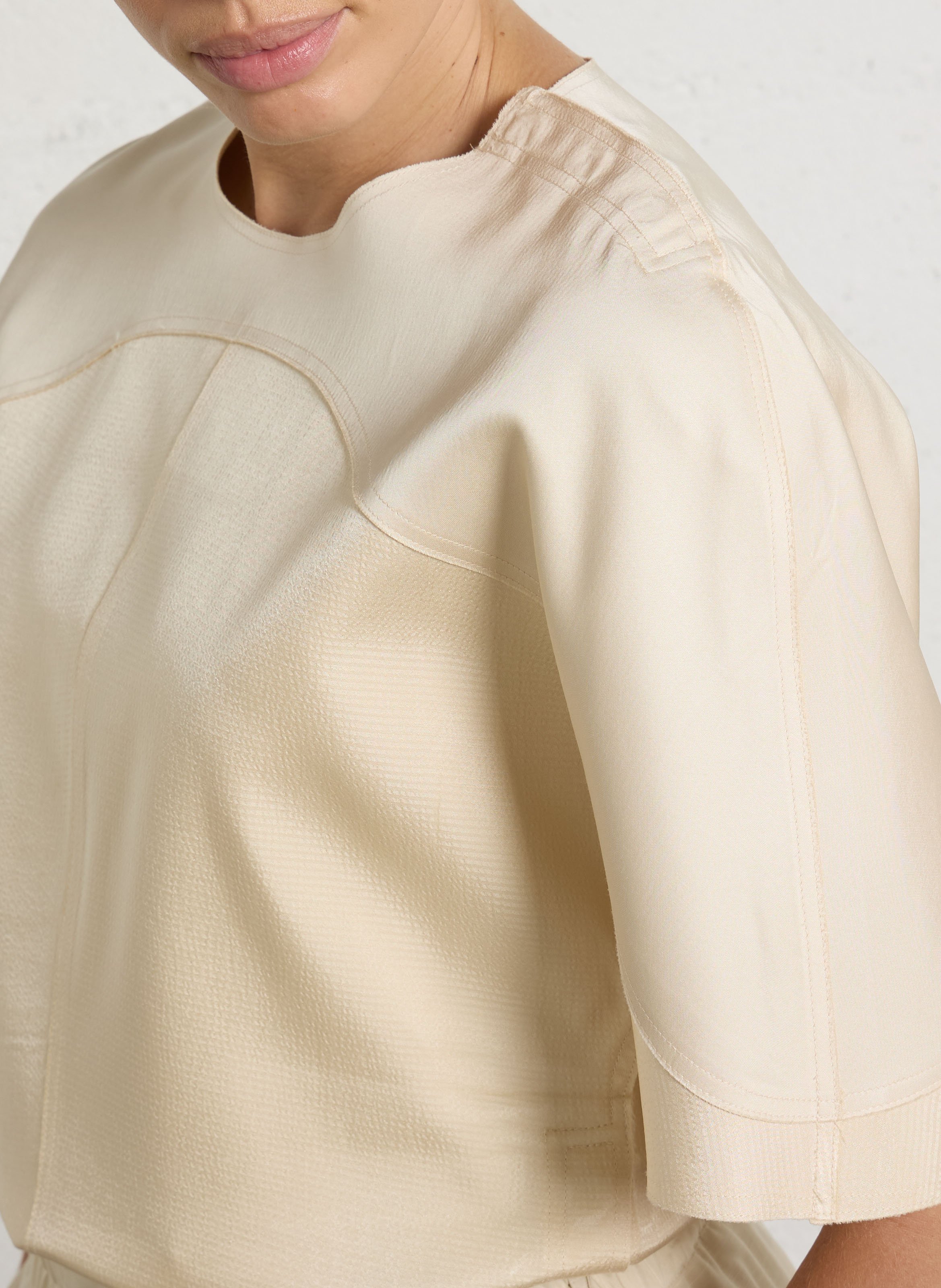 Blouse manches courtes à silhouette arrondie SOEUR Beige