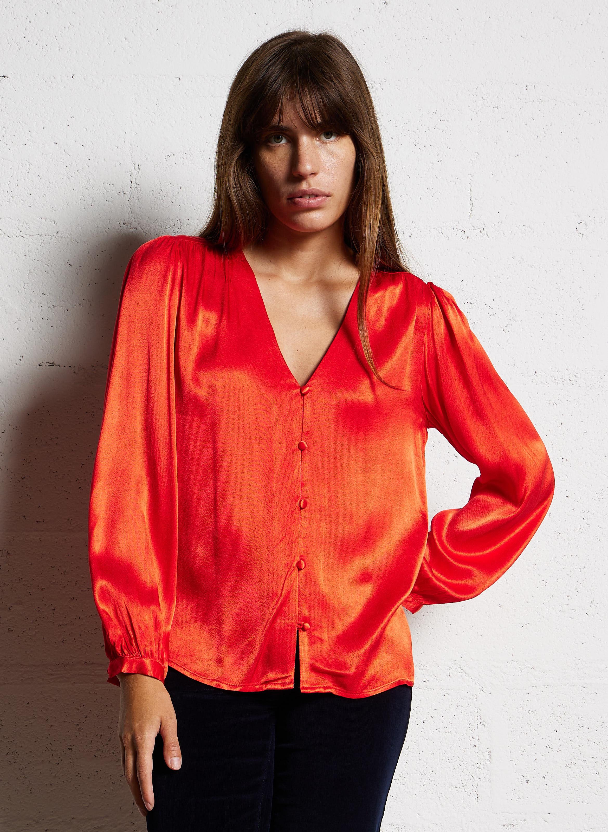 Chemise droite à col V LA PETITE ETOILE Rouge