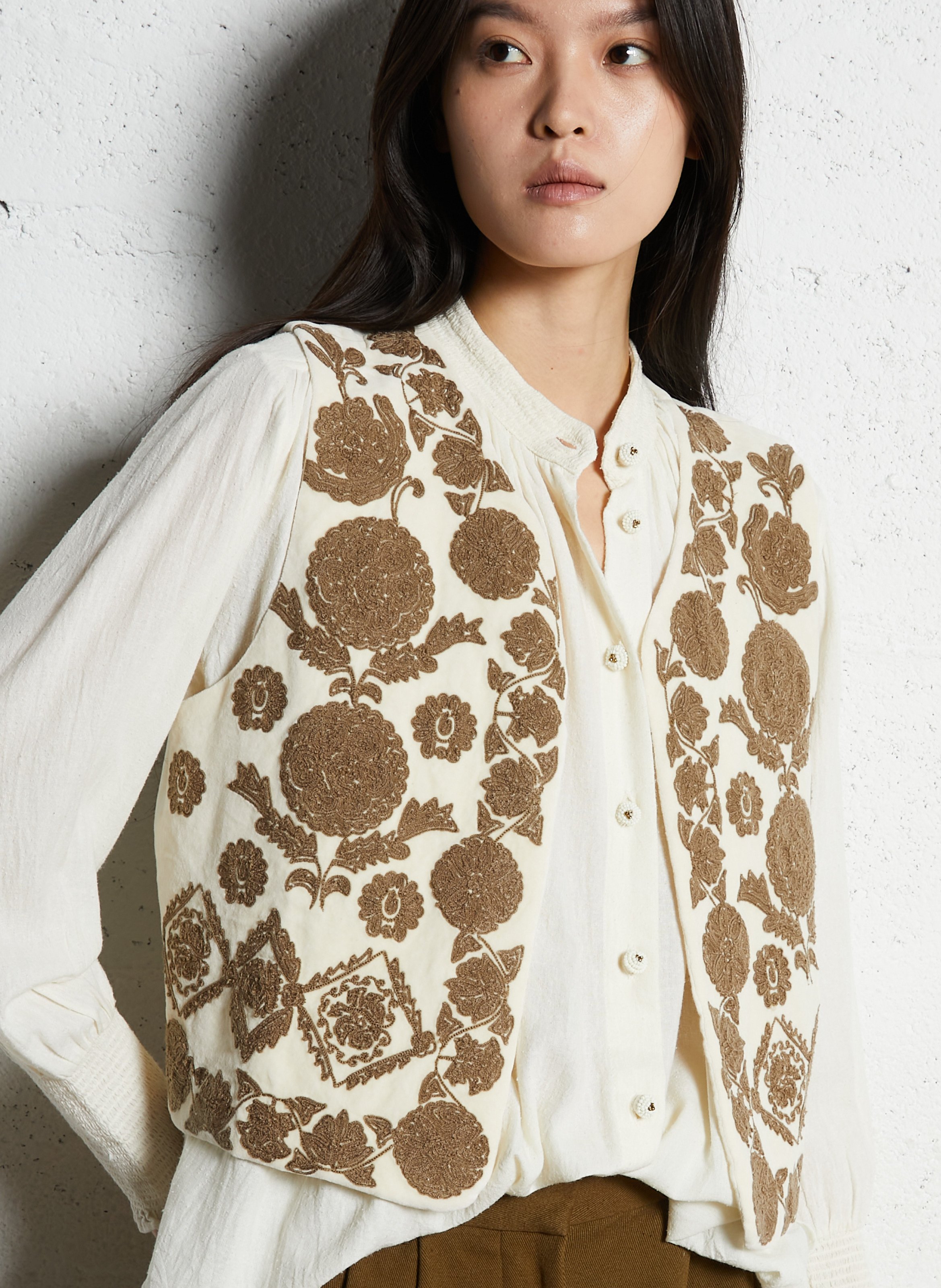 Short velvet embroidered bolero V DE VINSTER Beige