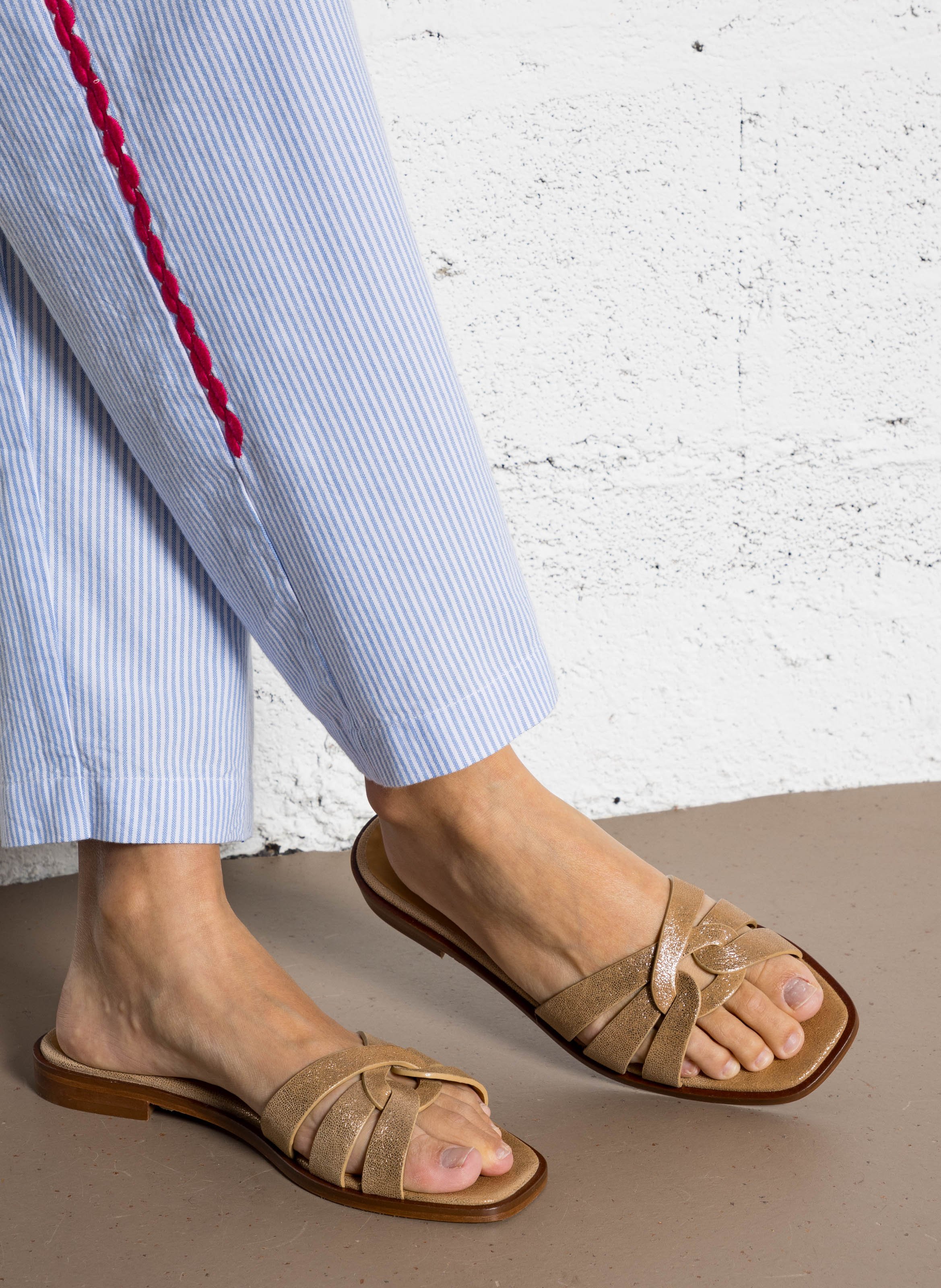 Leather mules BOBBIES Golden