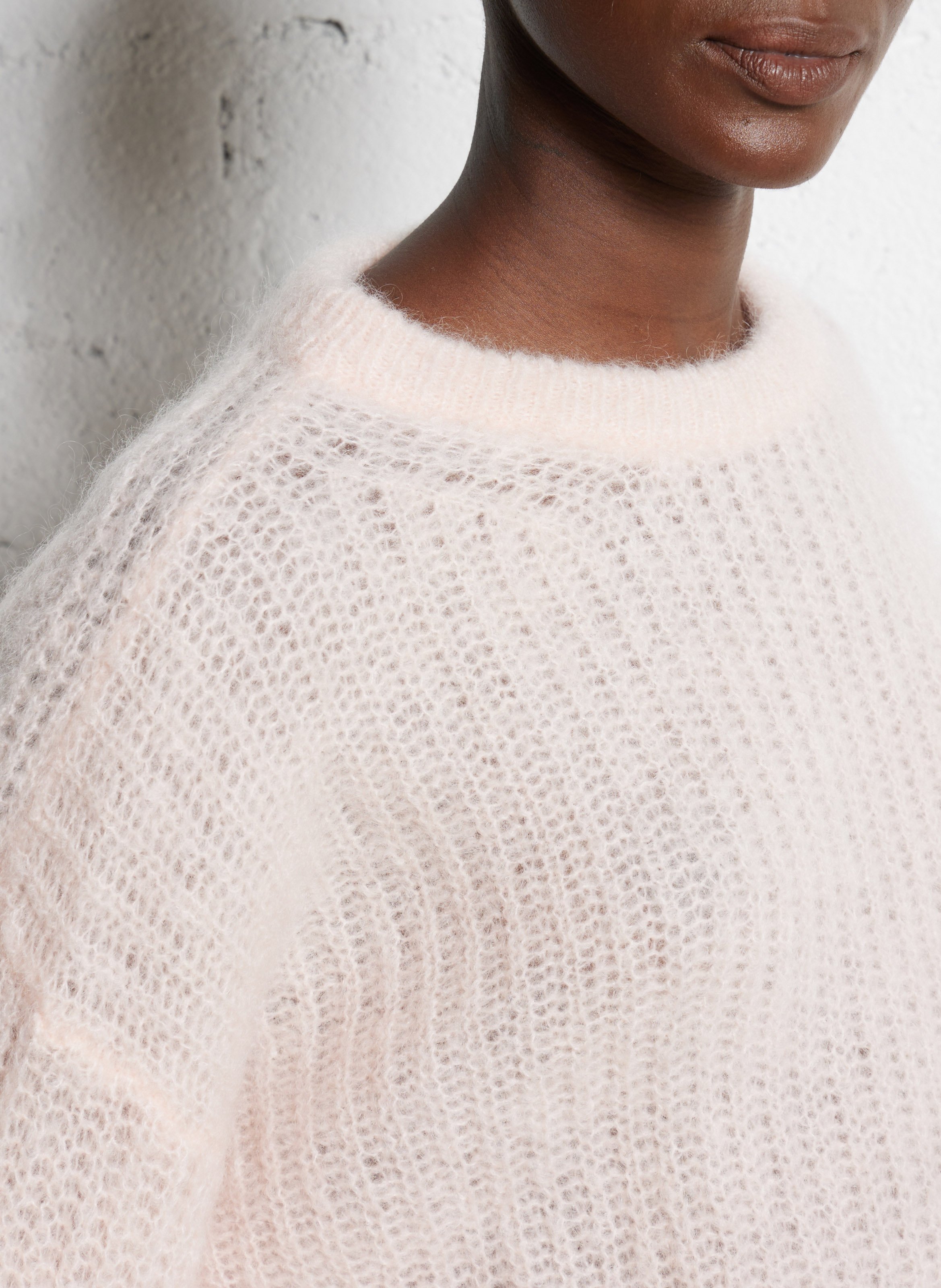 Pull col rond uni en laine mélangée DES PETITS HAUTS Rose