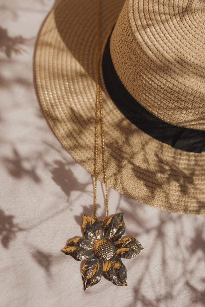 Golden flower long necklace in fine gold Golden