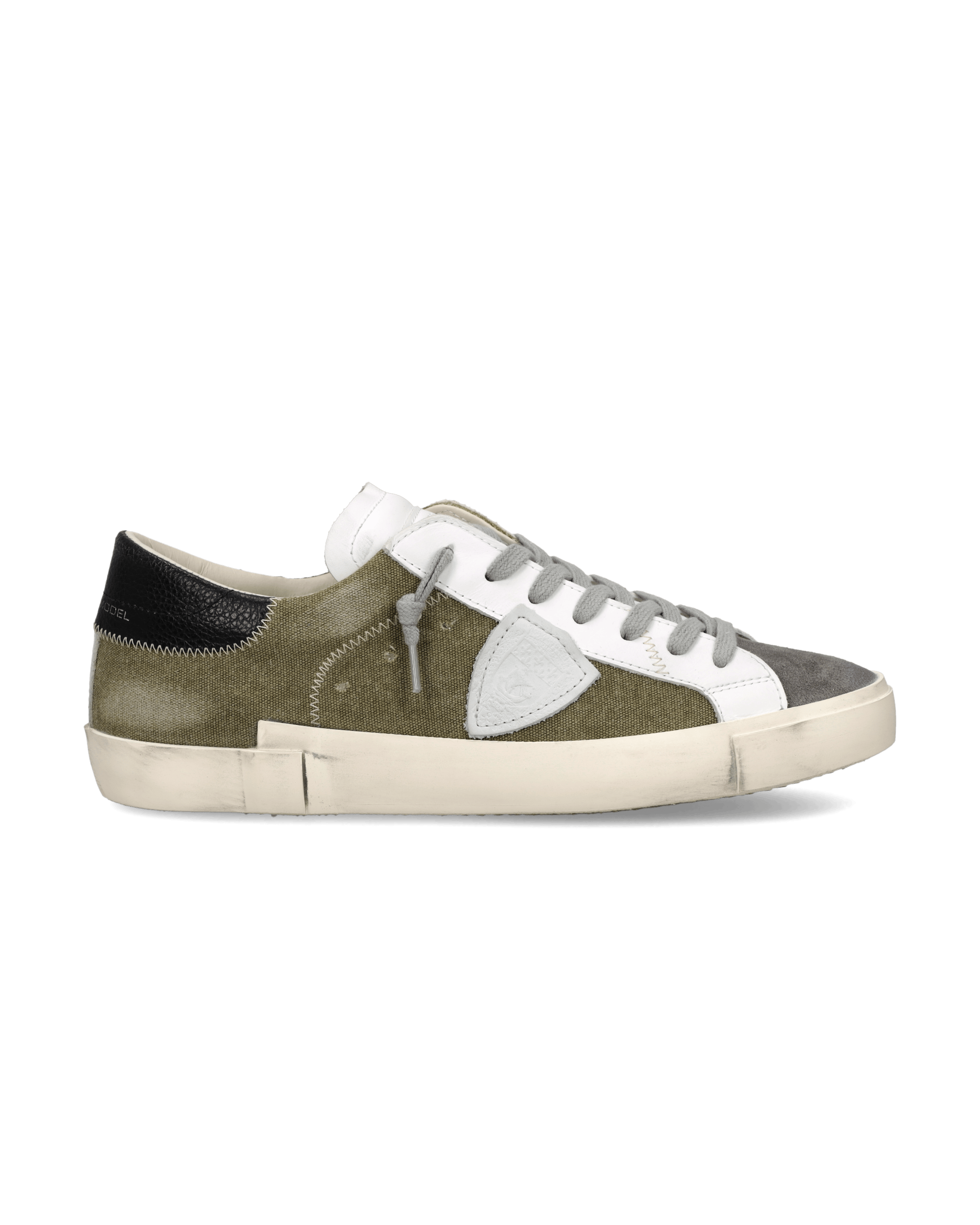 Tennis sneakers. PHILIPPE MODEL Green