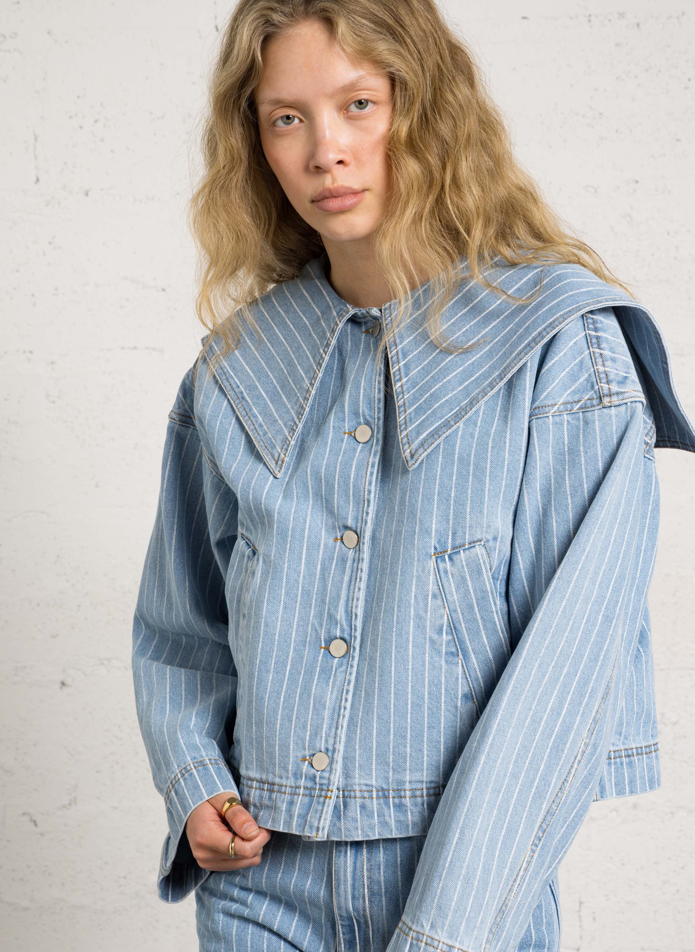 Oversize-Jeansjacke aus Baumwolle THE TINY BIG SISTER Blau