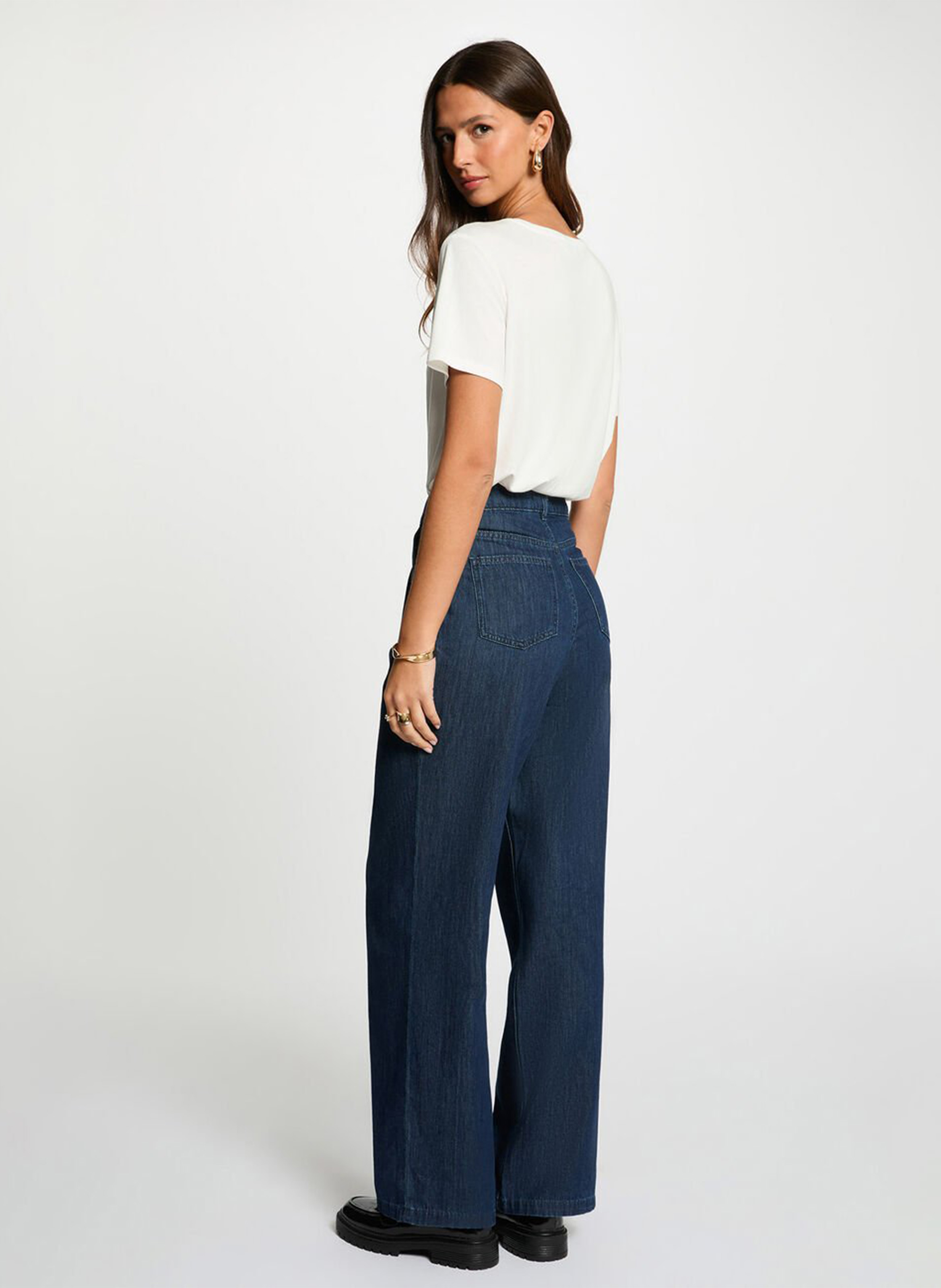 Straight-cut round-neck T-shirt MORGAN White