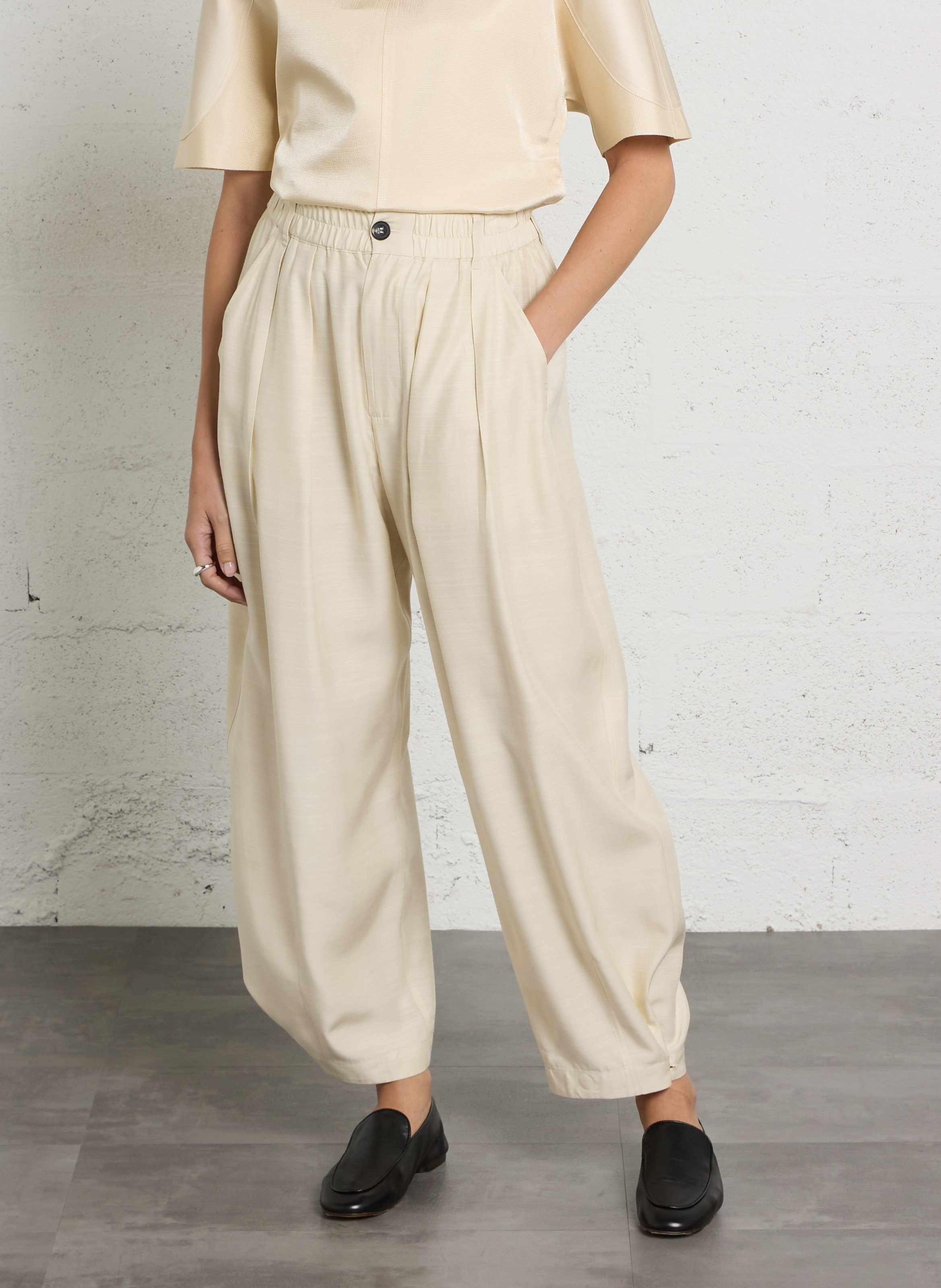Pantalon large jambes arrondies SOEUR Beige