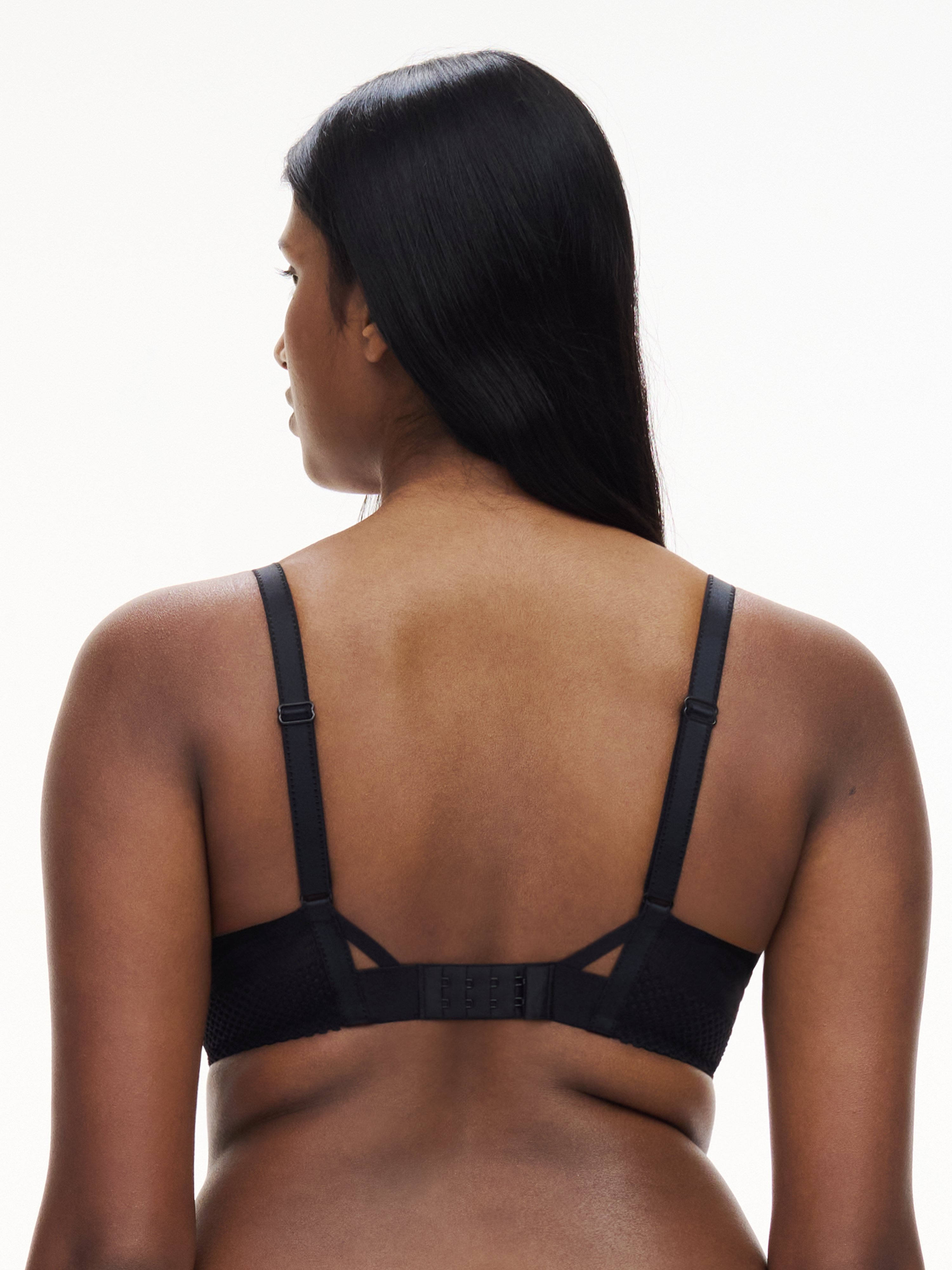 Full-cup memory foam bra CHANTELLE PULP Black