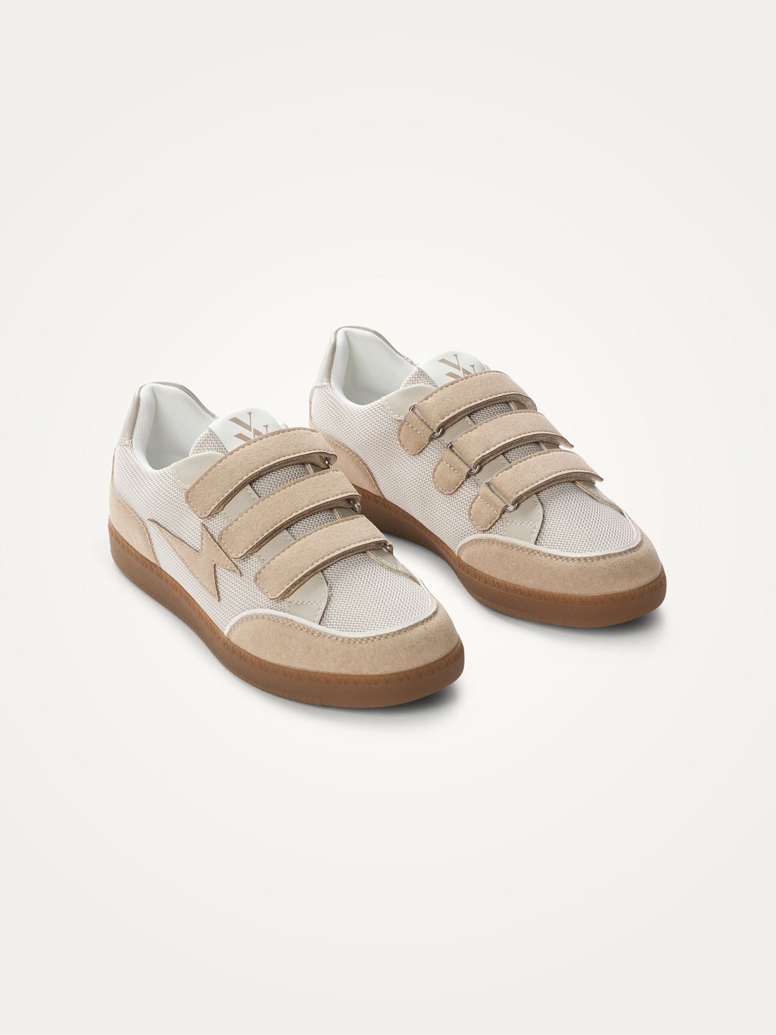 Low retro and metallic sneakers VANESSA WU Beige