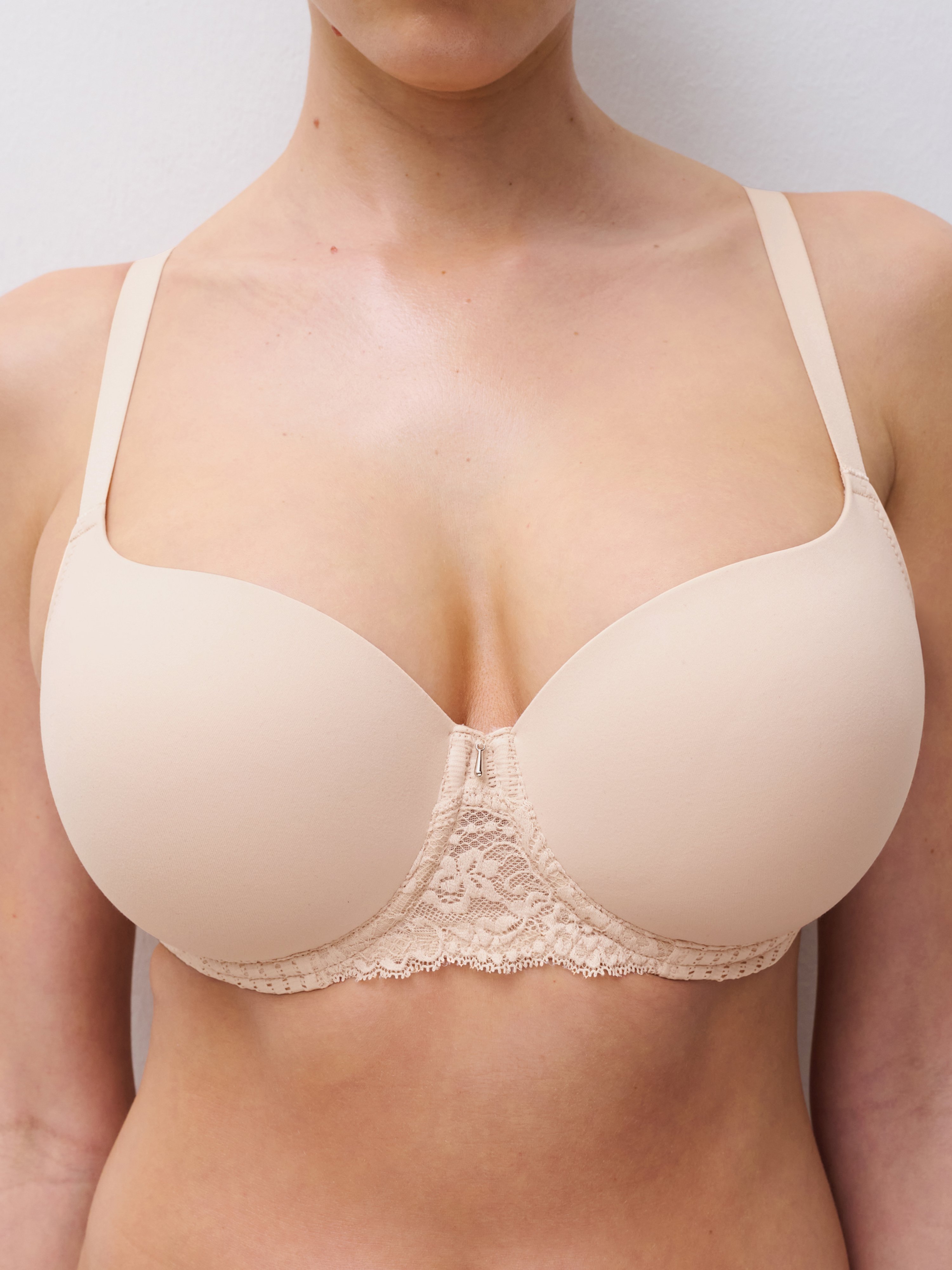 Full-cup bra CHANTELLE Beige