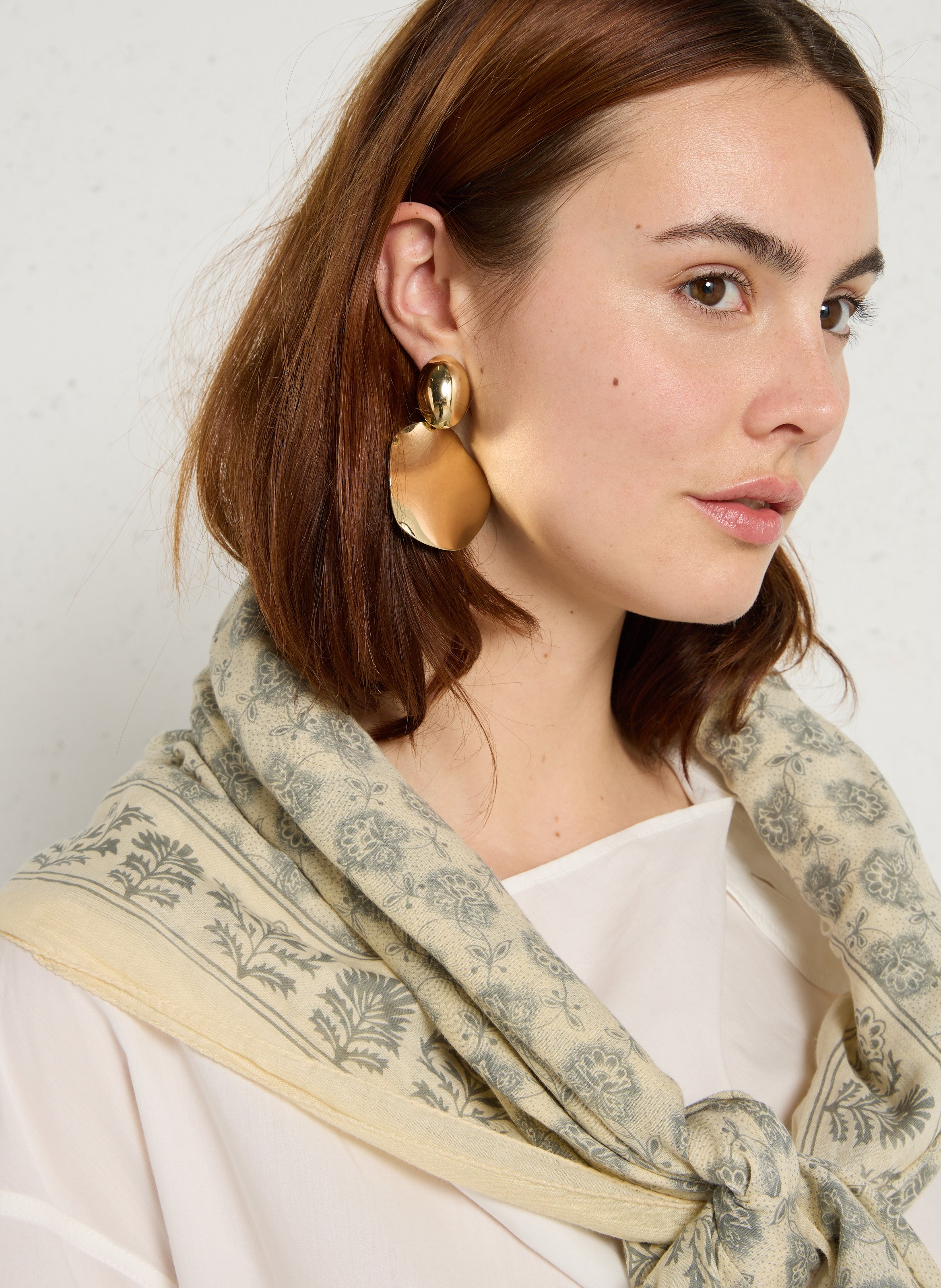 <span>Boucles d'oreilles pendantes rondes</span> LA FEE MARABOUTEE Gelb