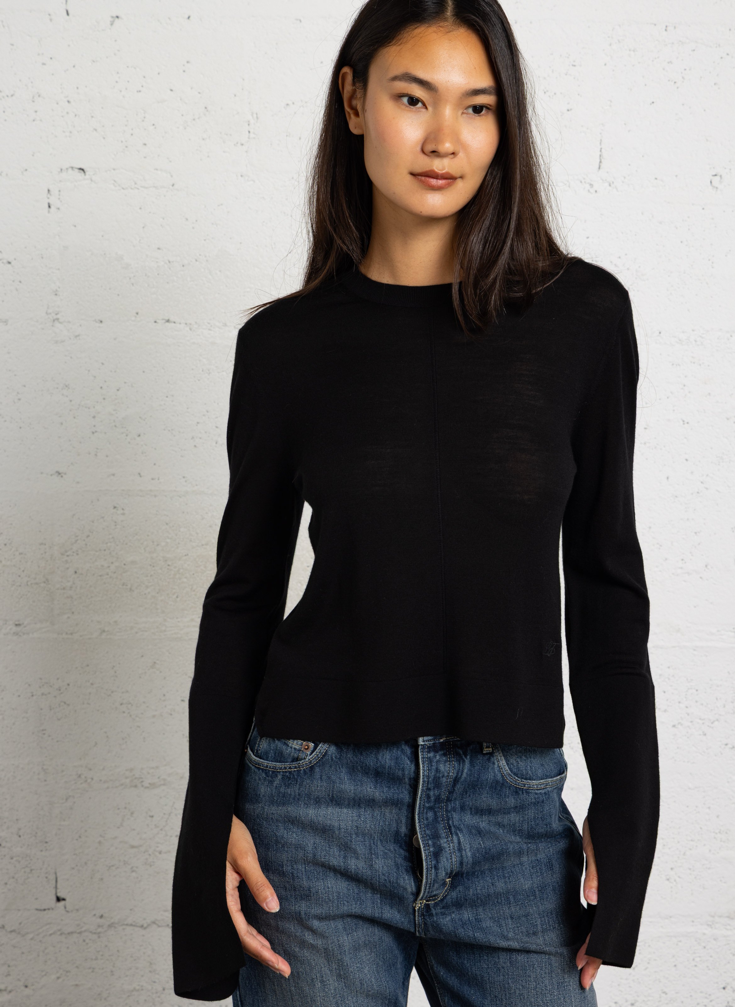 Pull ajusté col rond en laine  LAURENCE BRAS Noir