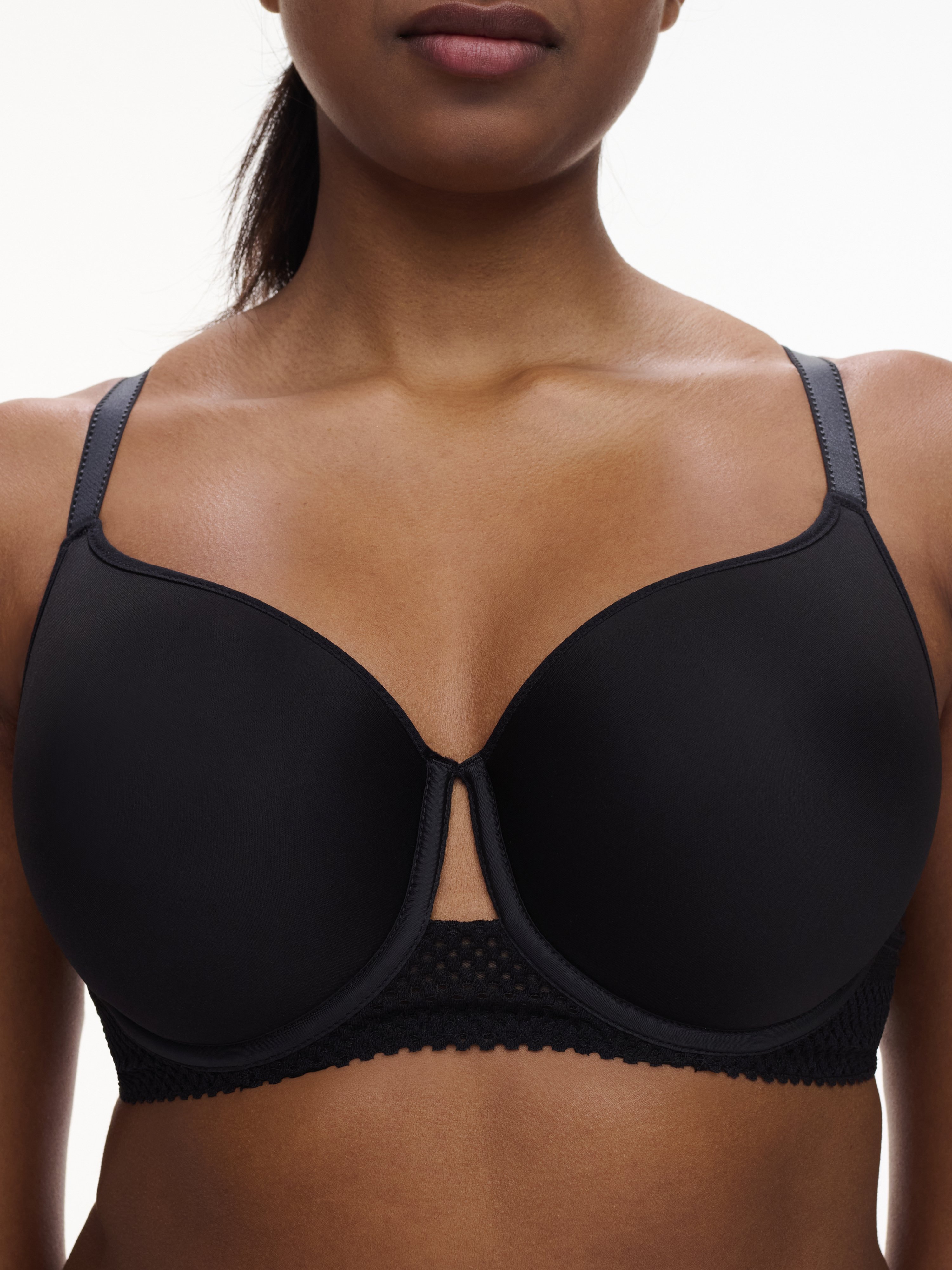 Full-cup memory foam bra CHANTELLE PULP Black