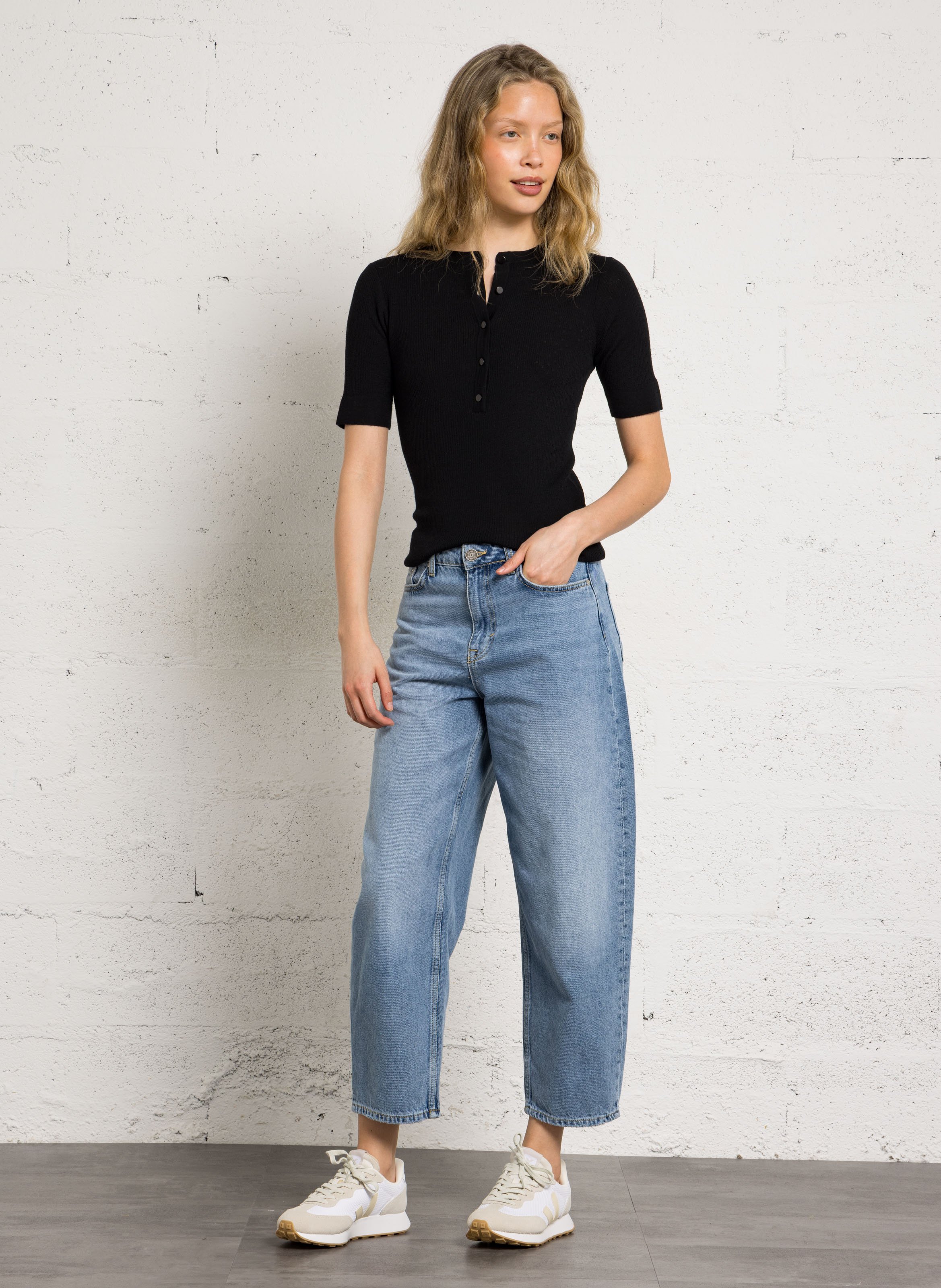 Pull moulant en laine PETITE MENDIGOTE Noir