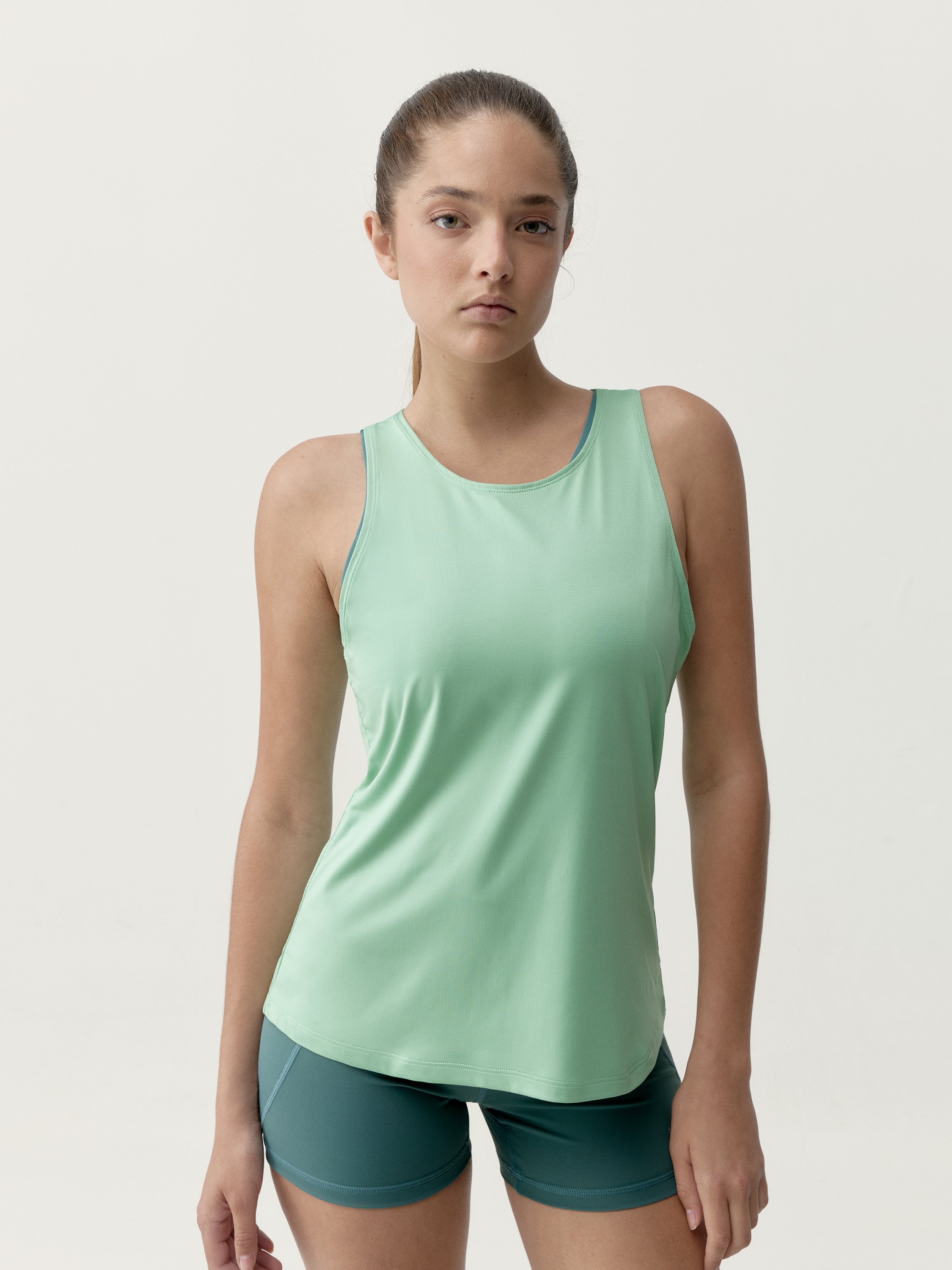 T-shirt de sport performance sans manches selena BORN Bleu