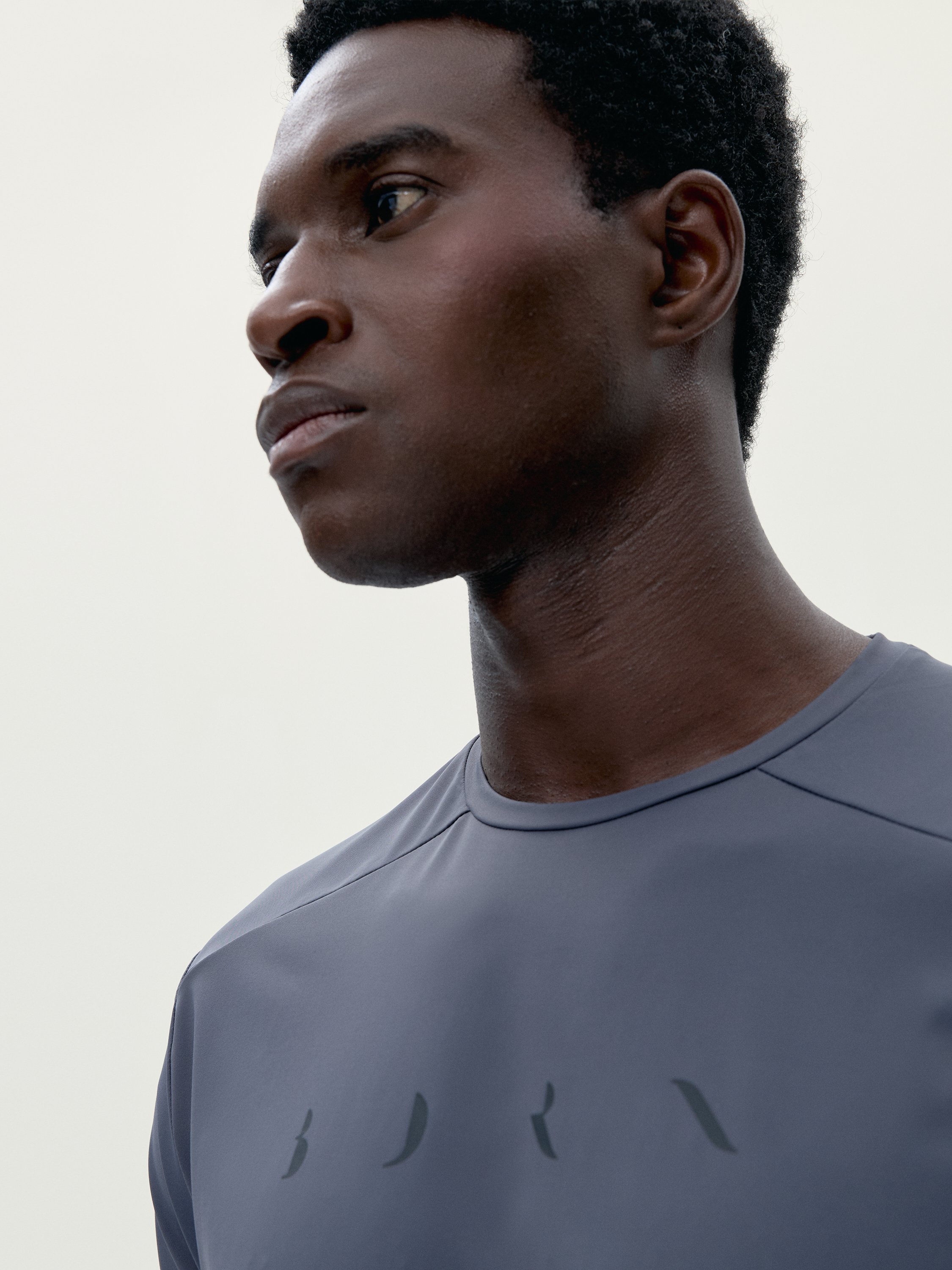 Short-sleeve performance sports t-shirt VOLTA 2.0 | Grey BORN Men