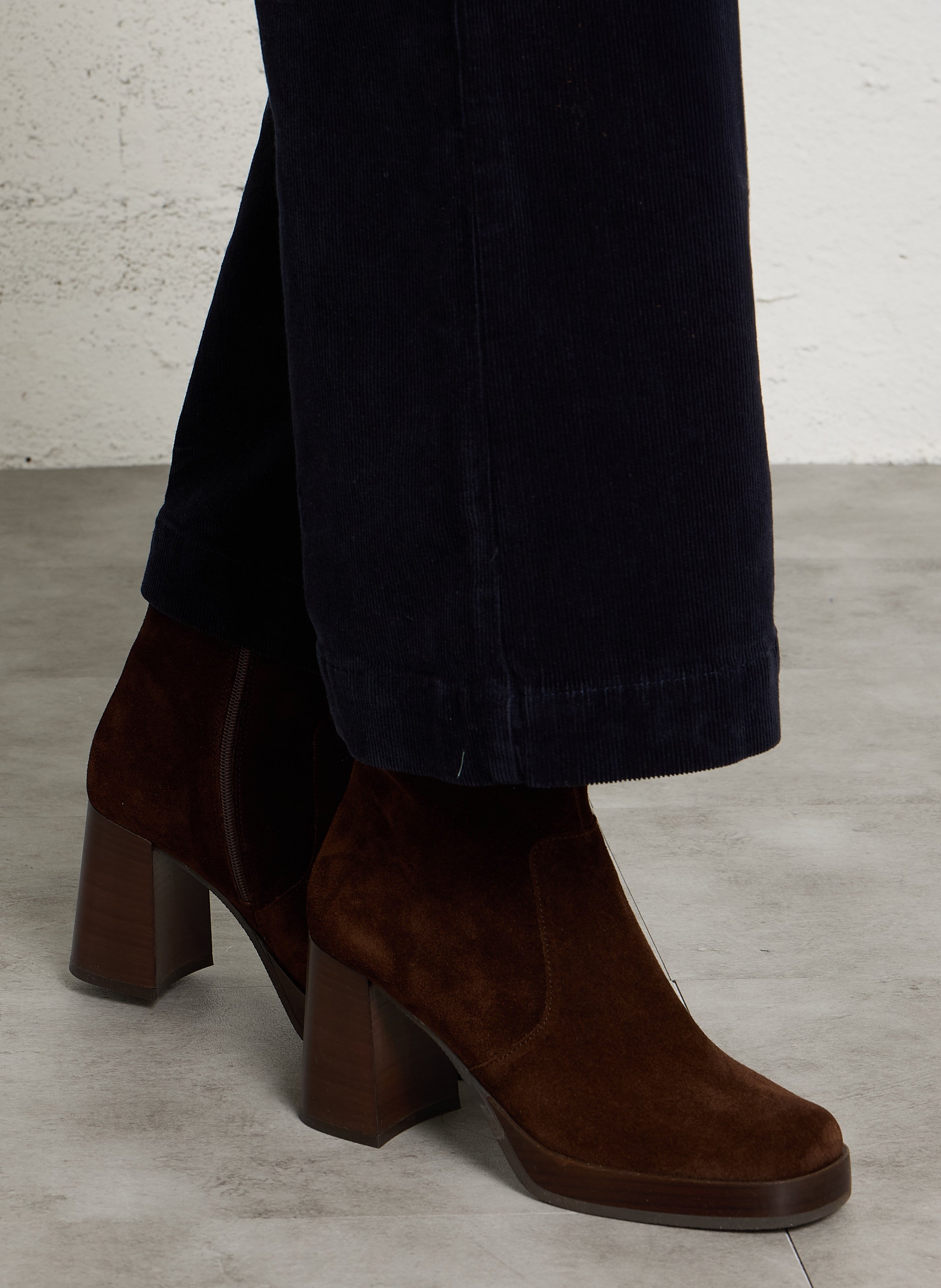 Heeled leather ankle boots BOCAGE Brown