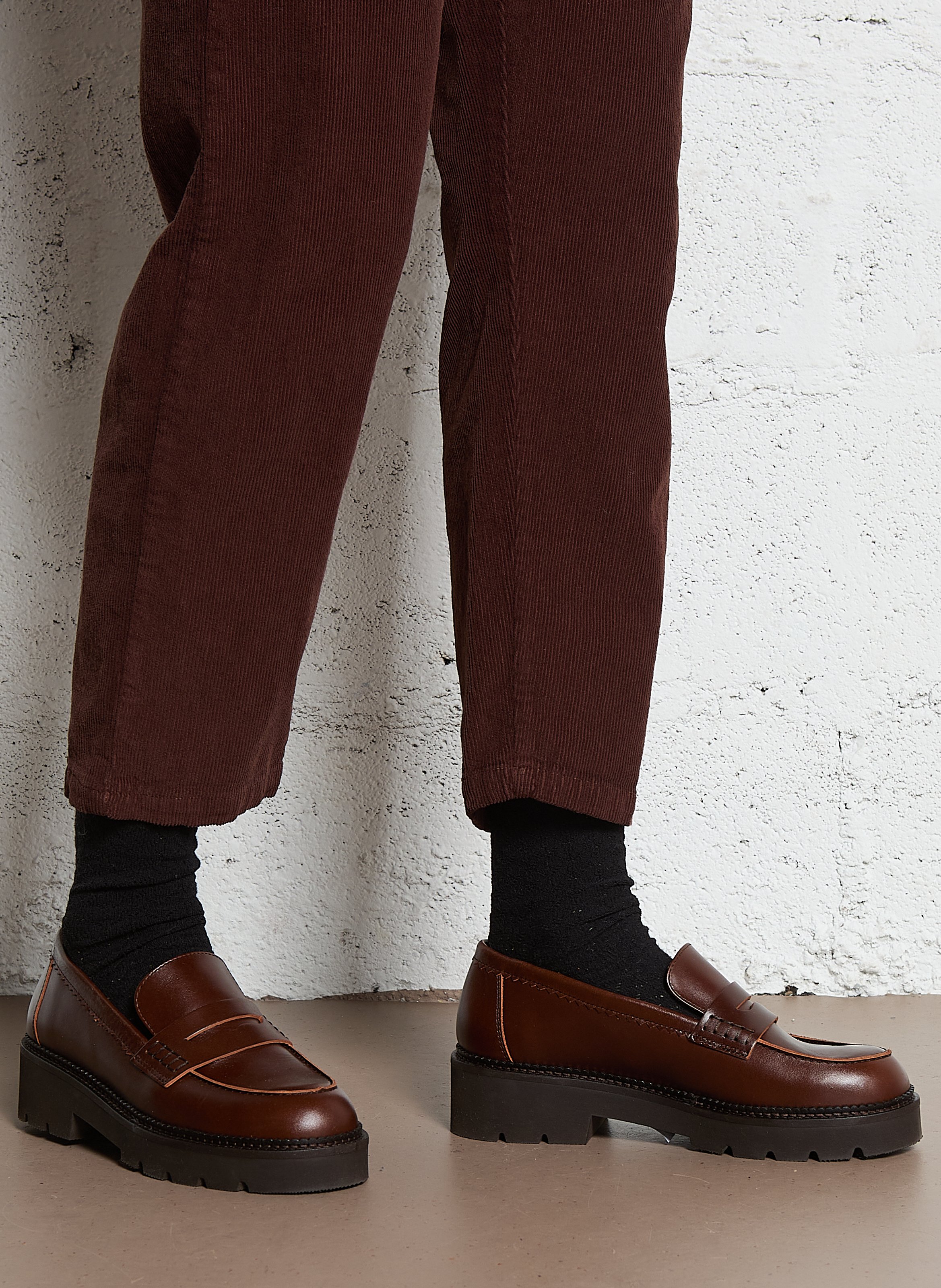 . MELLOW YELLOW Brown