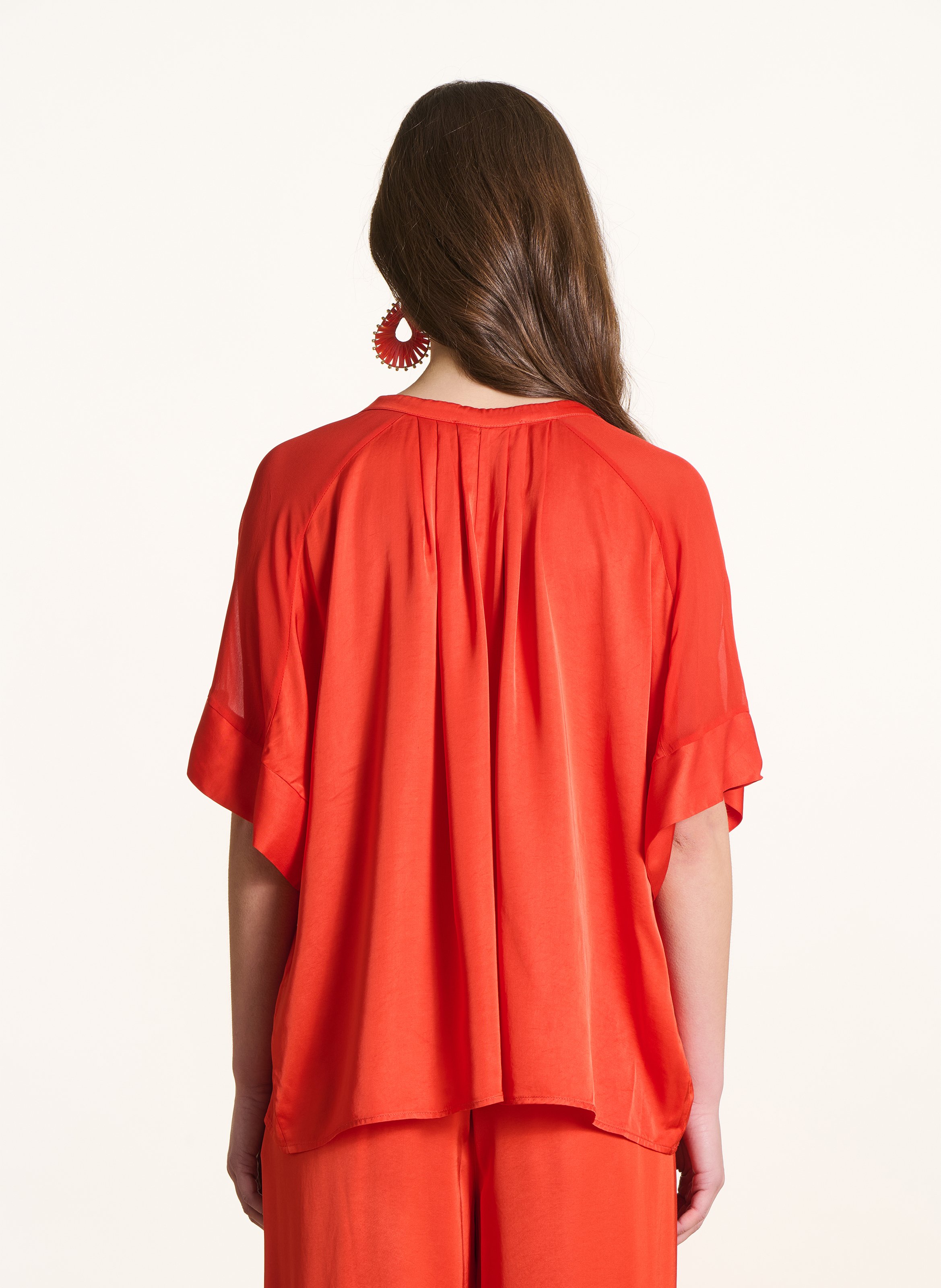 Ruimvallende blouse met Tunesische kraag LA FEE MARABOUTEE Roze