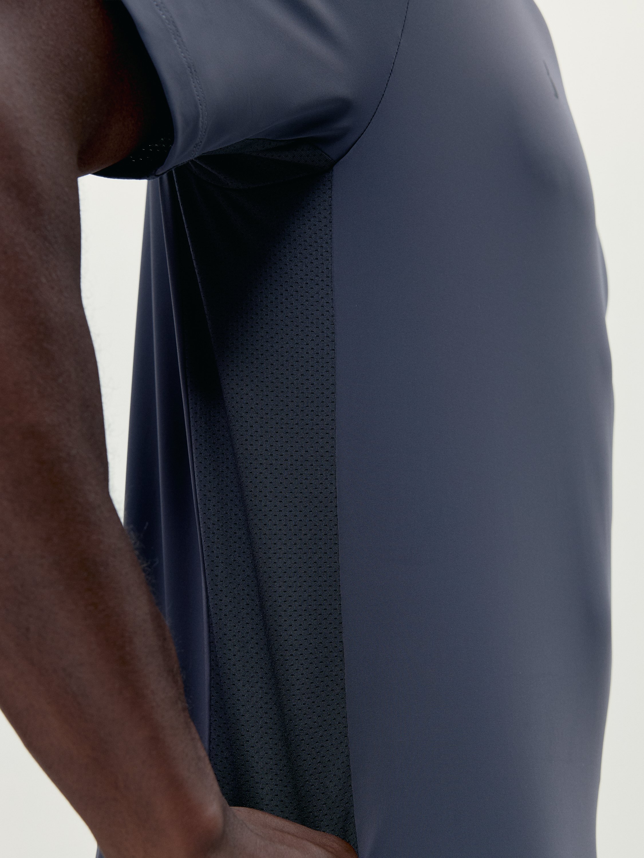Short-sleeve performance sports t-shirt VOLTA 2.0 | Grey BORN Men