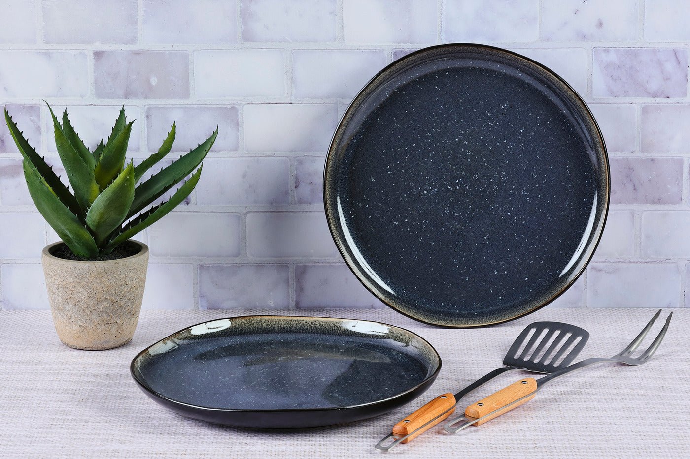 Plateau de service iris ø32cm - 2 pièces - bleu nuit BJORN Bleu