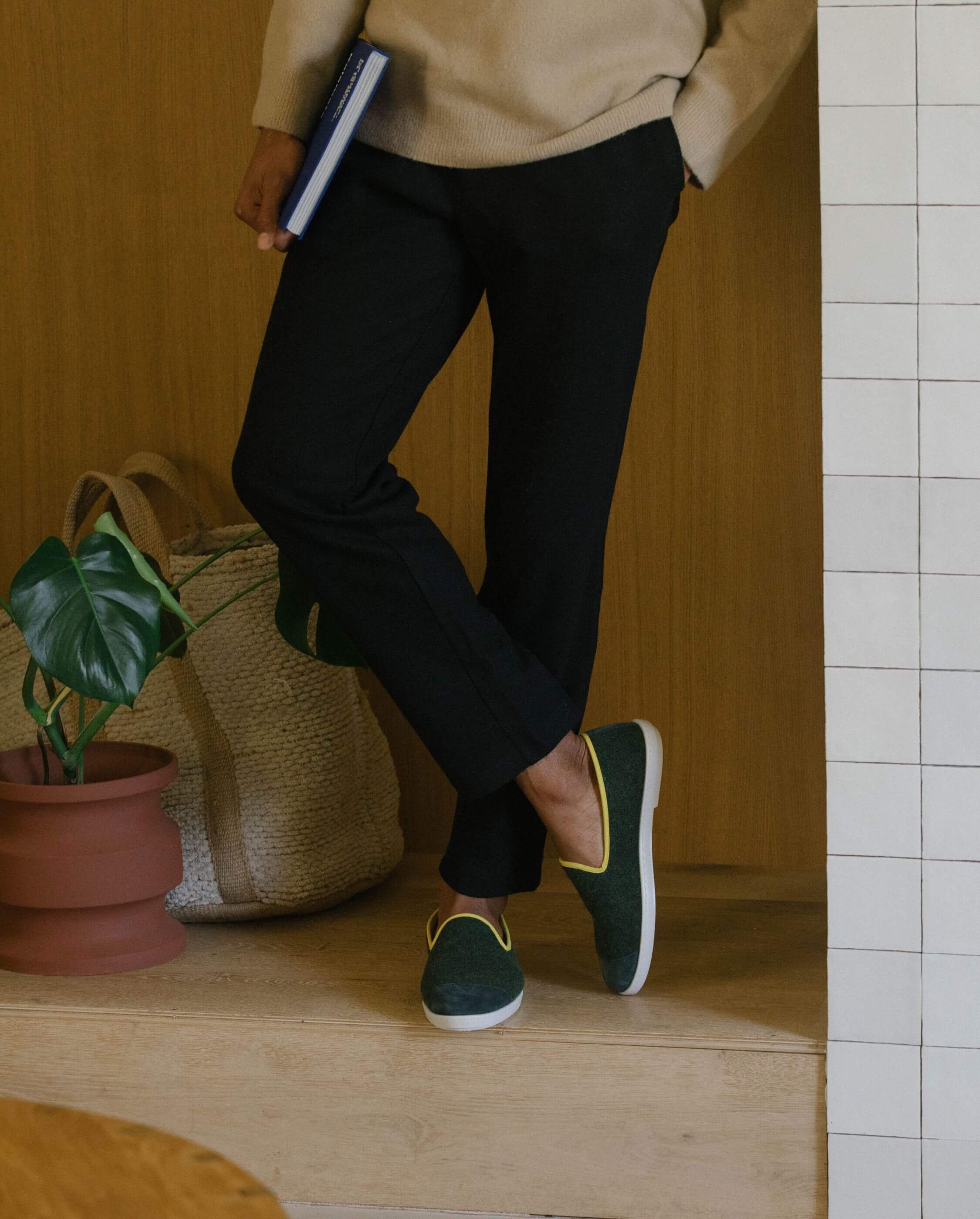 Men's wool slipper, green yellow ANGARDE Green