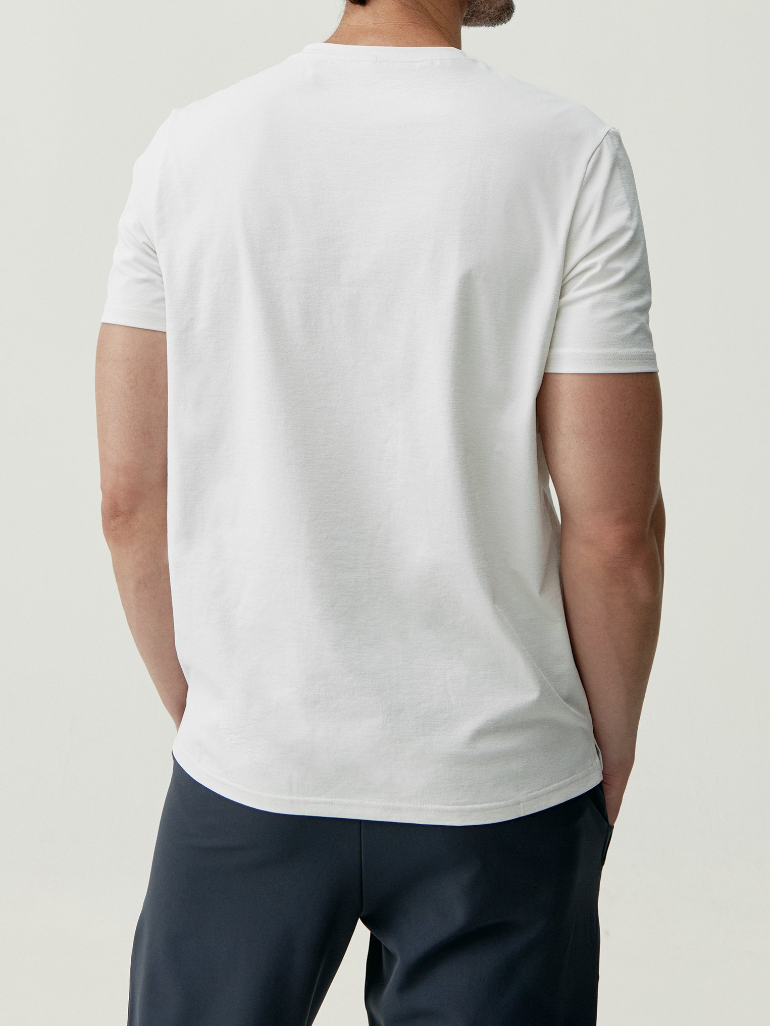 Sport t-shirt BORN LIVING YOGA White