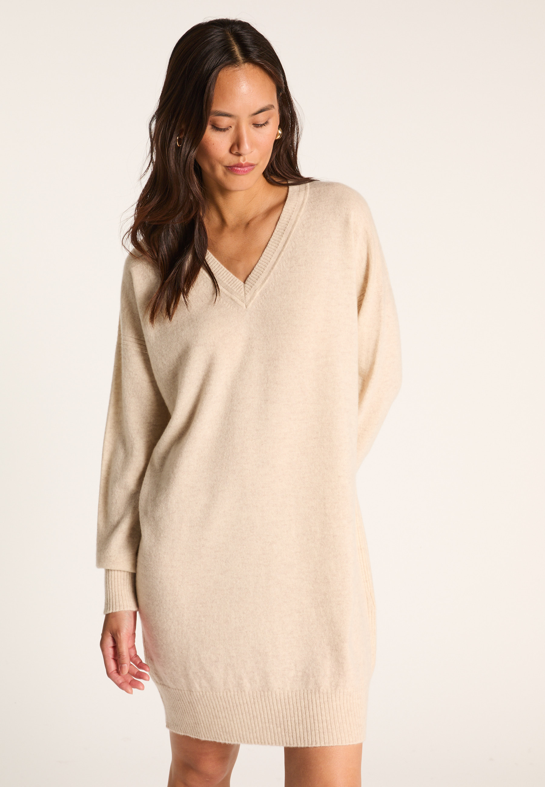 Cashmere V-neck dress MAISON MONTAGUT Beige