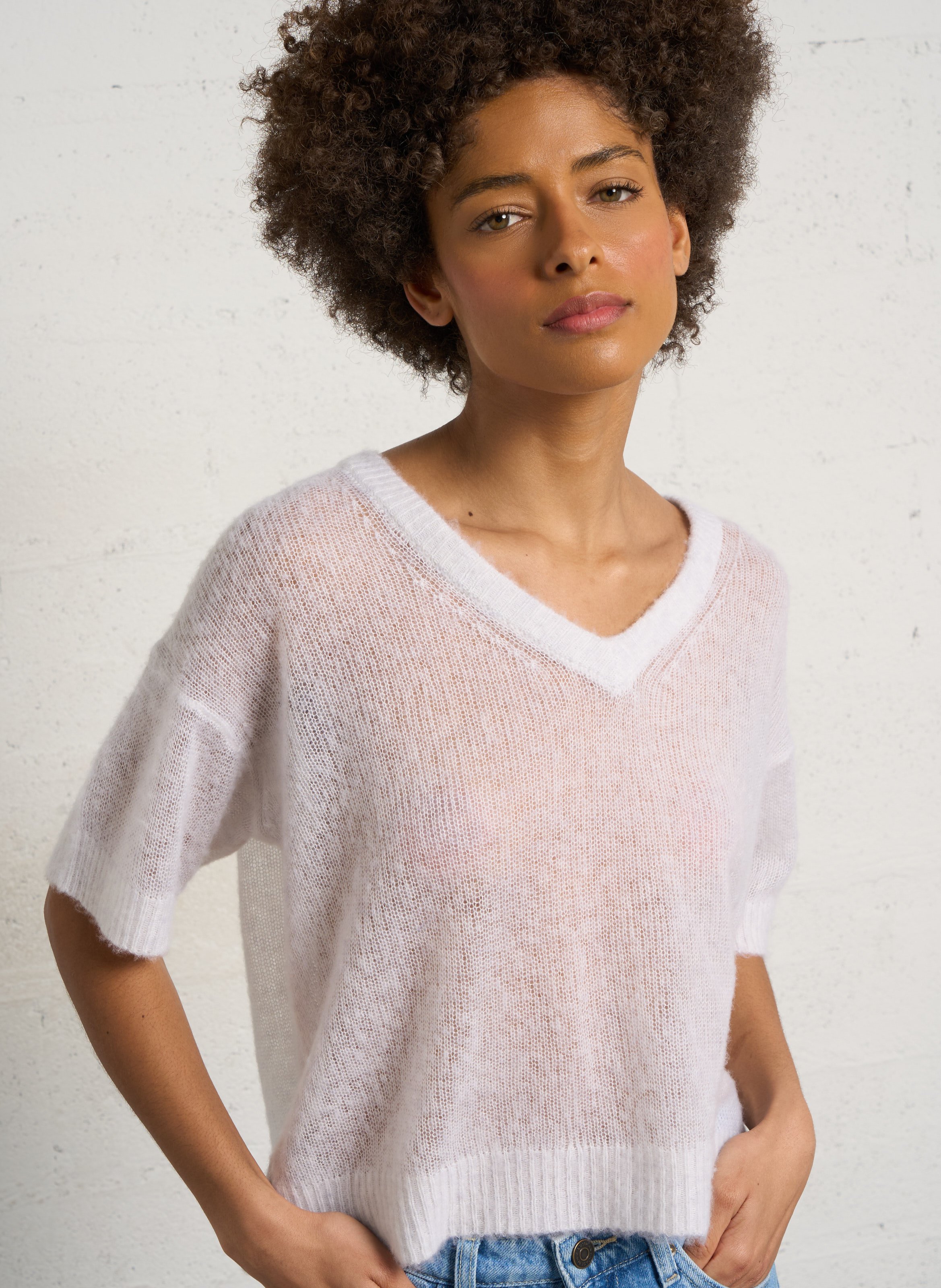 Pull droit col V AMERICAN VINTAGE Gris