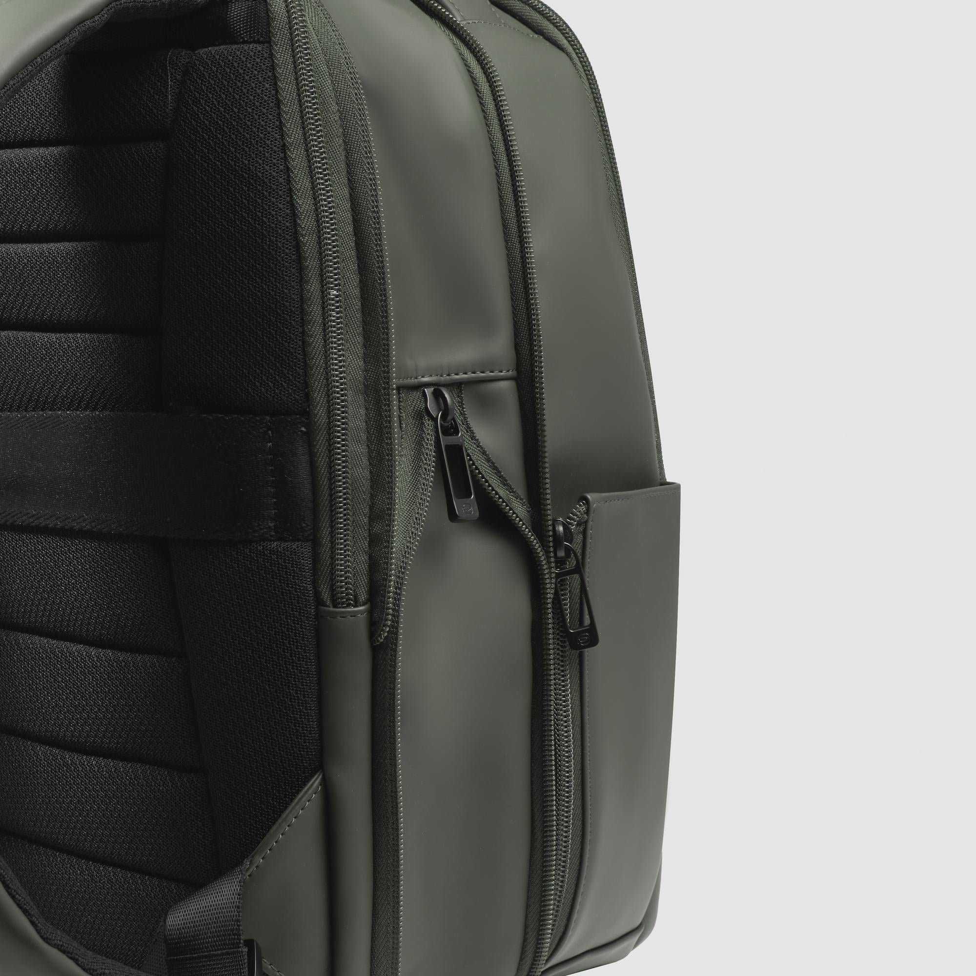 Water-repellent travel backpack for laptop, compatible with Ryanair Green
