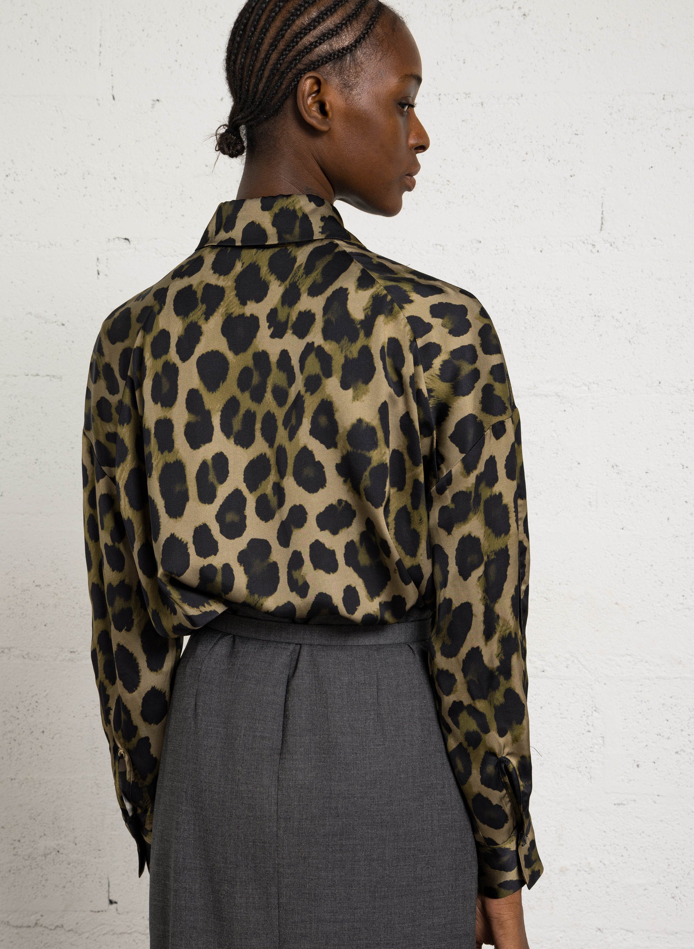 Bluse mit klassischem Kragen und Animal-Print IMPERIAL Grun