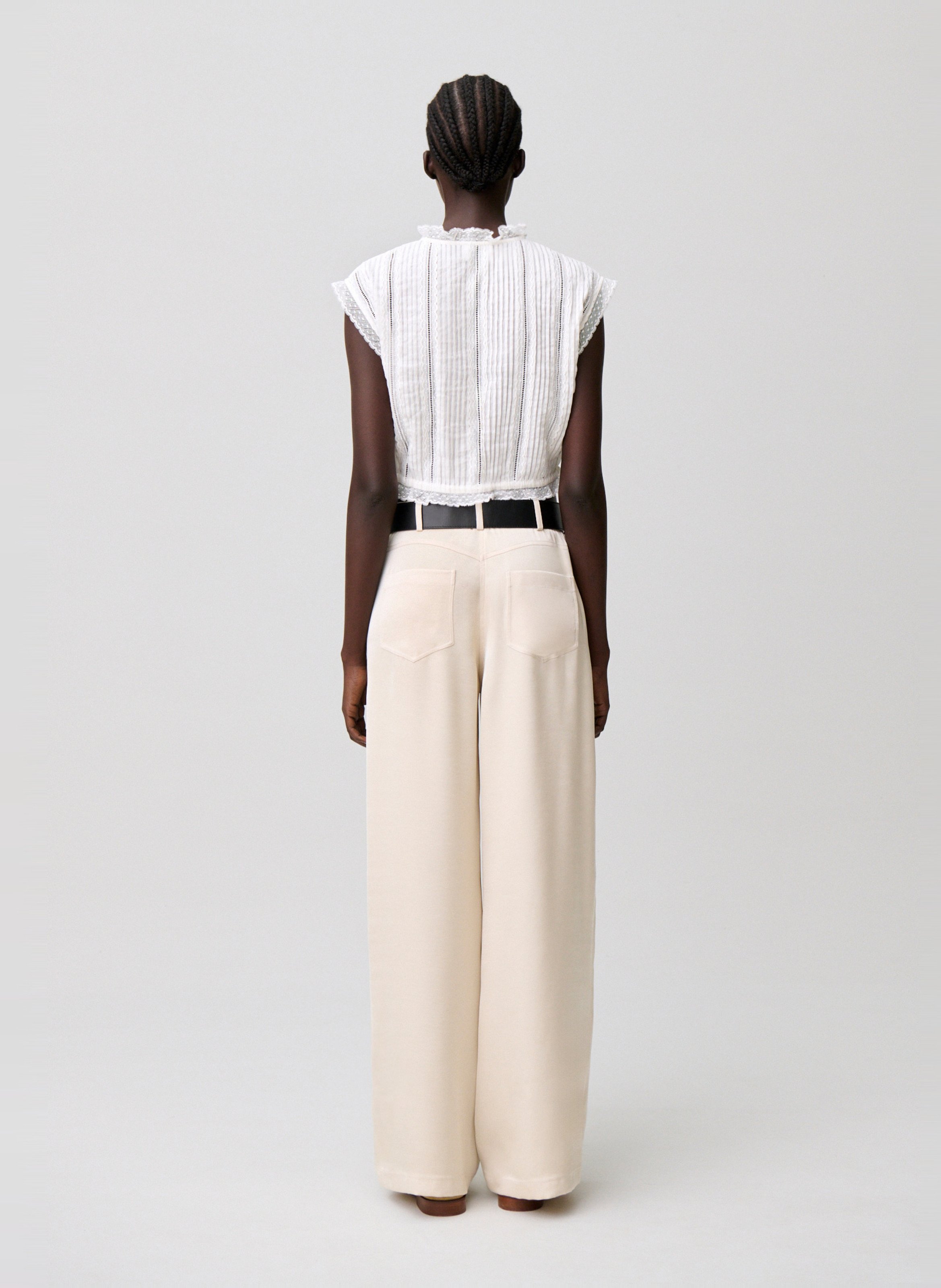 Korte top van kant met knopen CLAUDIE PIERLOT Beige