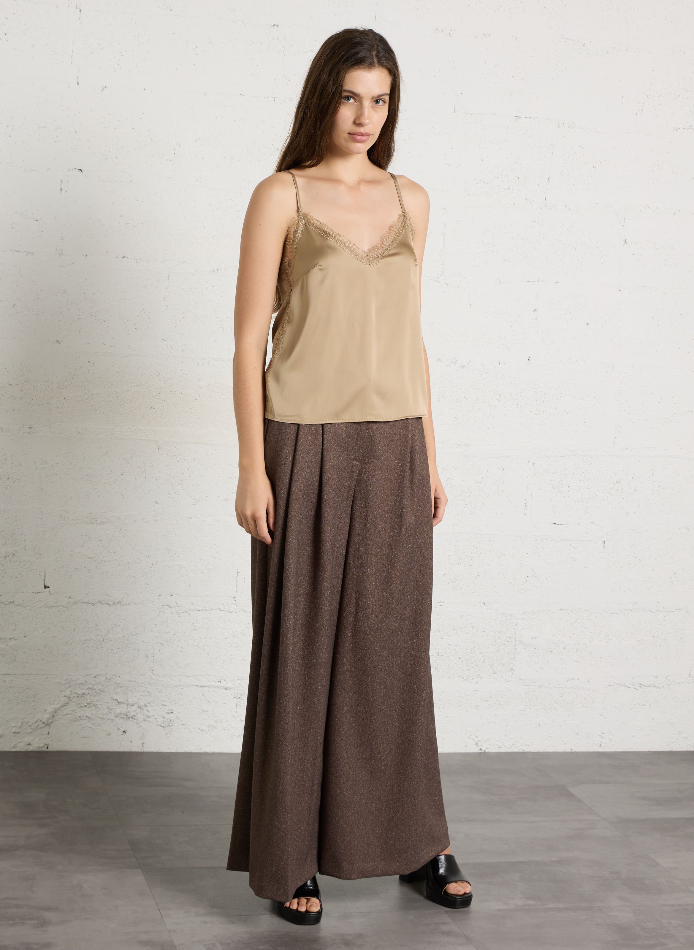 Wijdvallende fluïde top IMPERIAL Beige