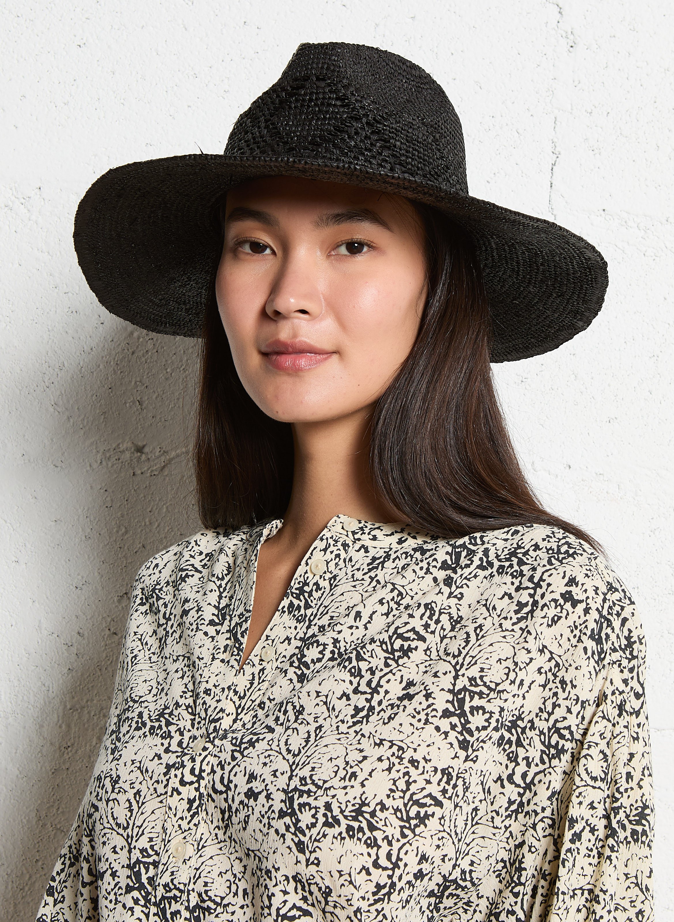 Chapeau réglable tissé et ajouré en raphia CAMALYA